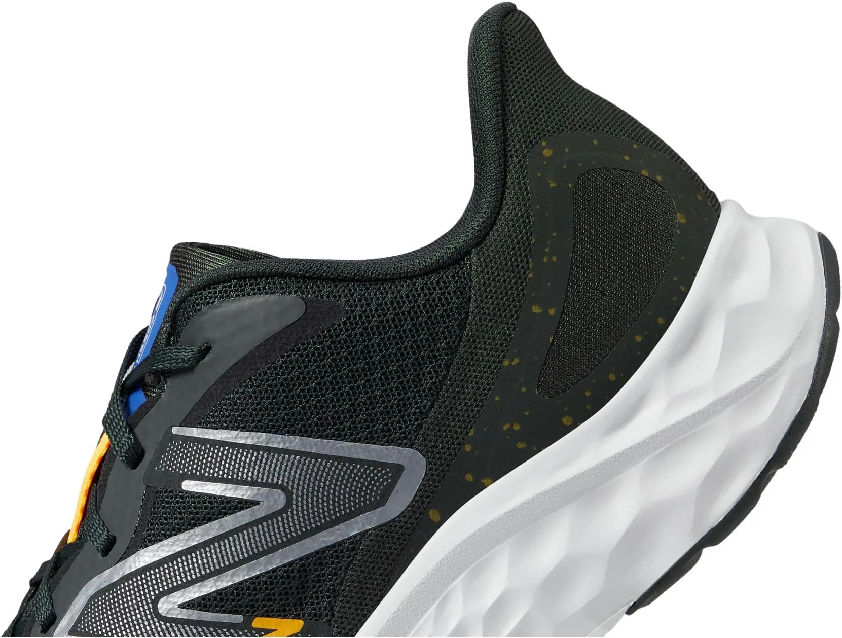 Fresh Foam Arishi v4 New Balance Sneakers, Blacktop/Hot Marigold