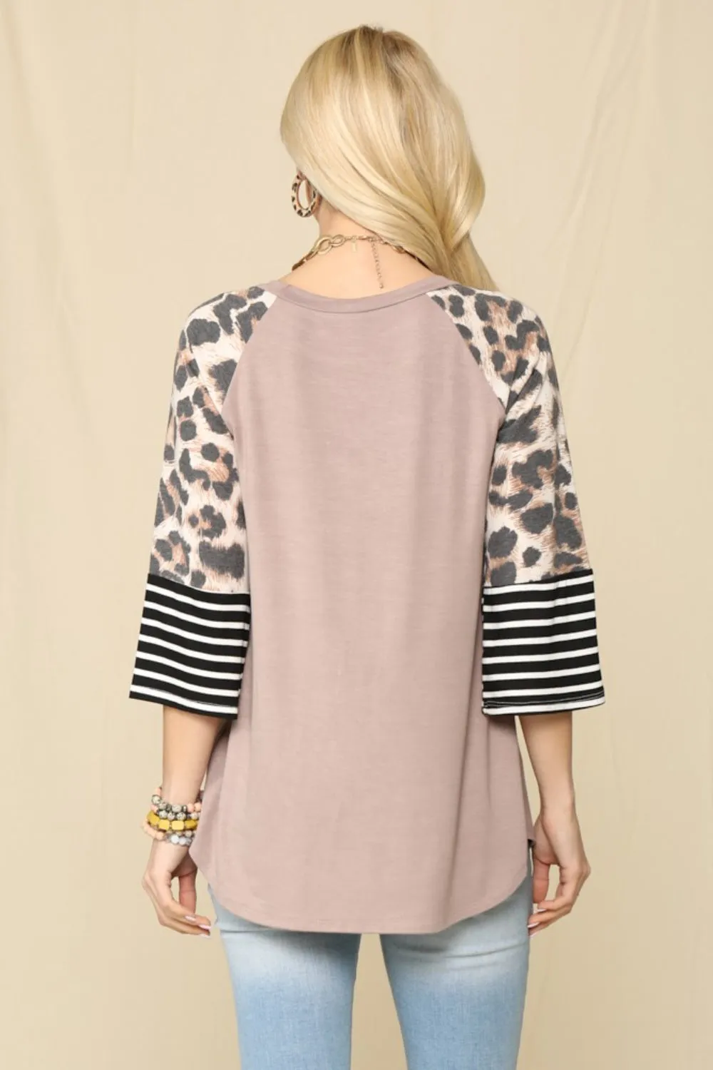 Full Size Color Block Printed Round Neck T-Shirt