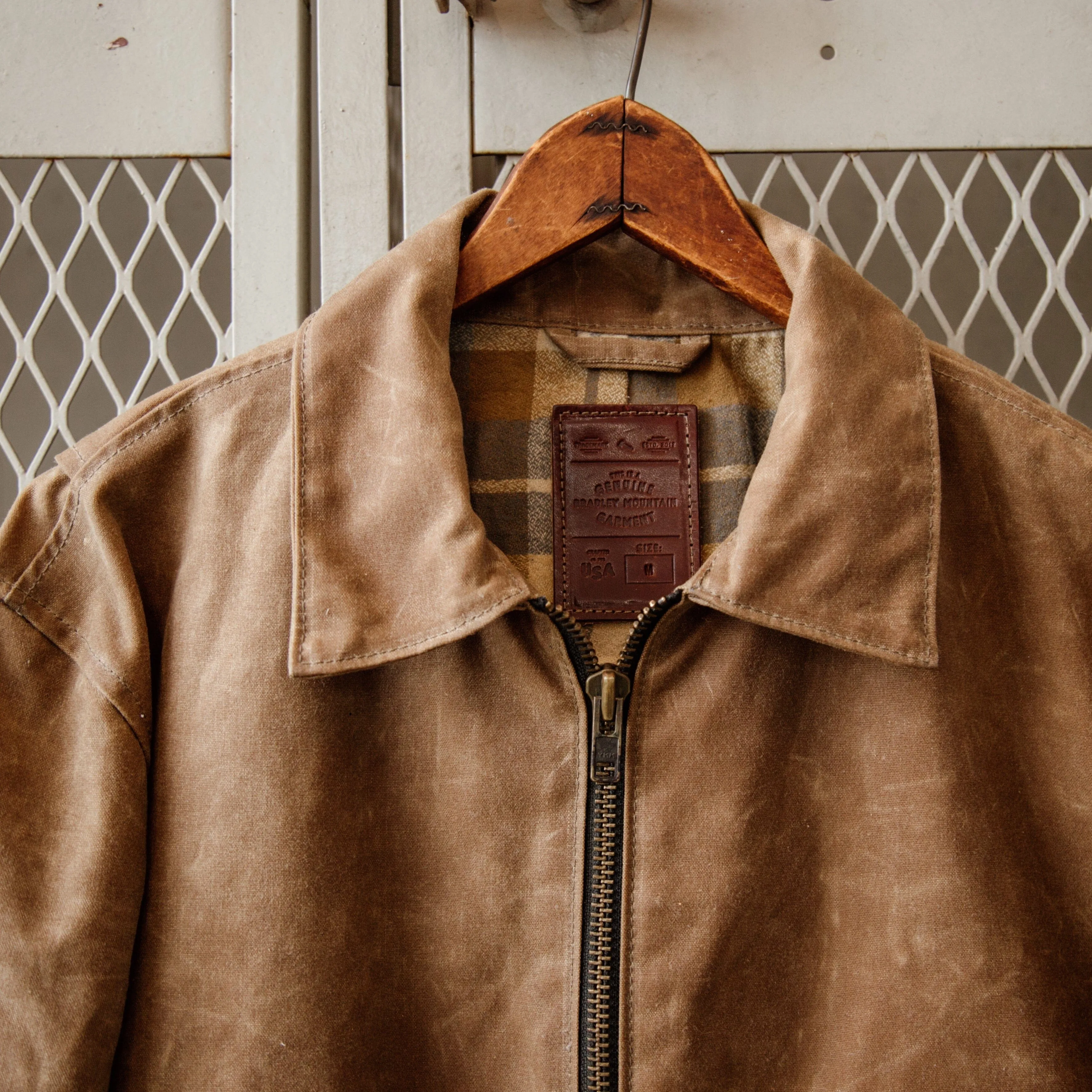 G-1 Waxed Bomber - Brush Brown