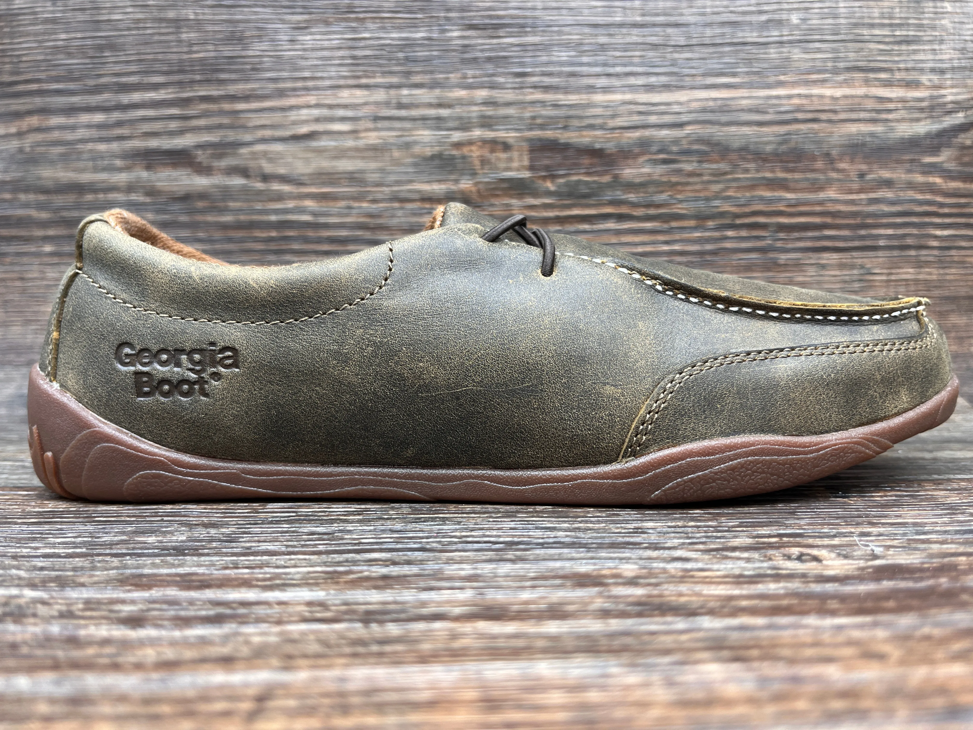 gb00561 Men's Cedar Falls Wallabe Casual Shoe by Georgia