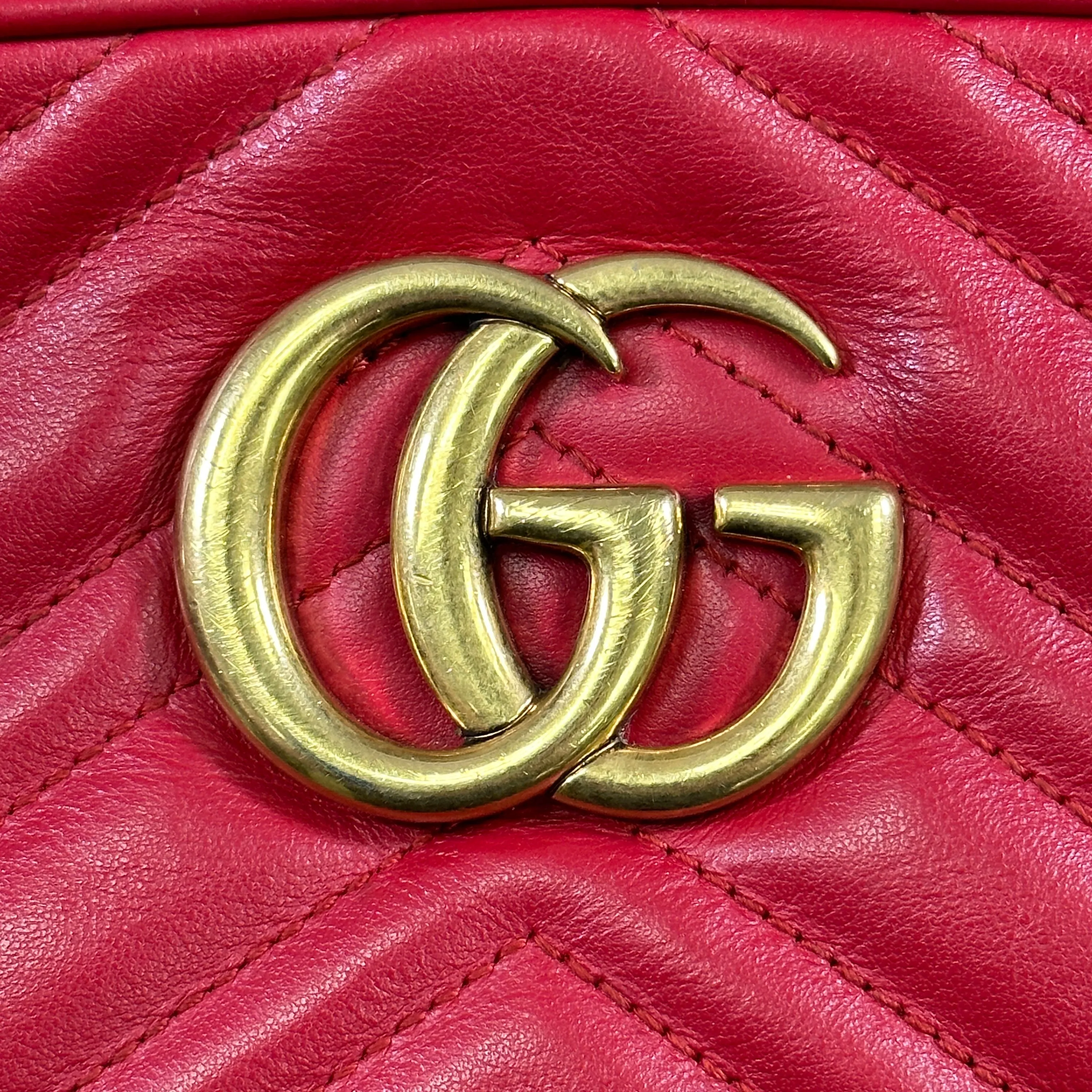 GG Marmont Small Shoulder Bag - Red