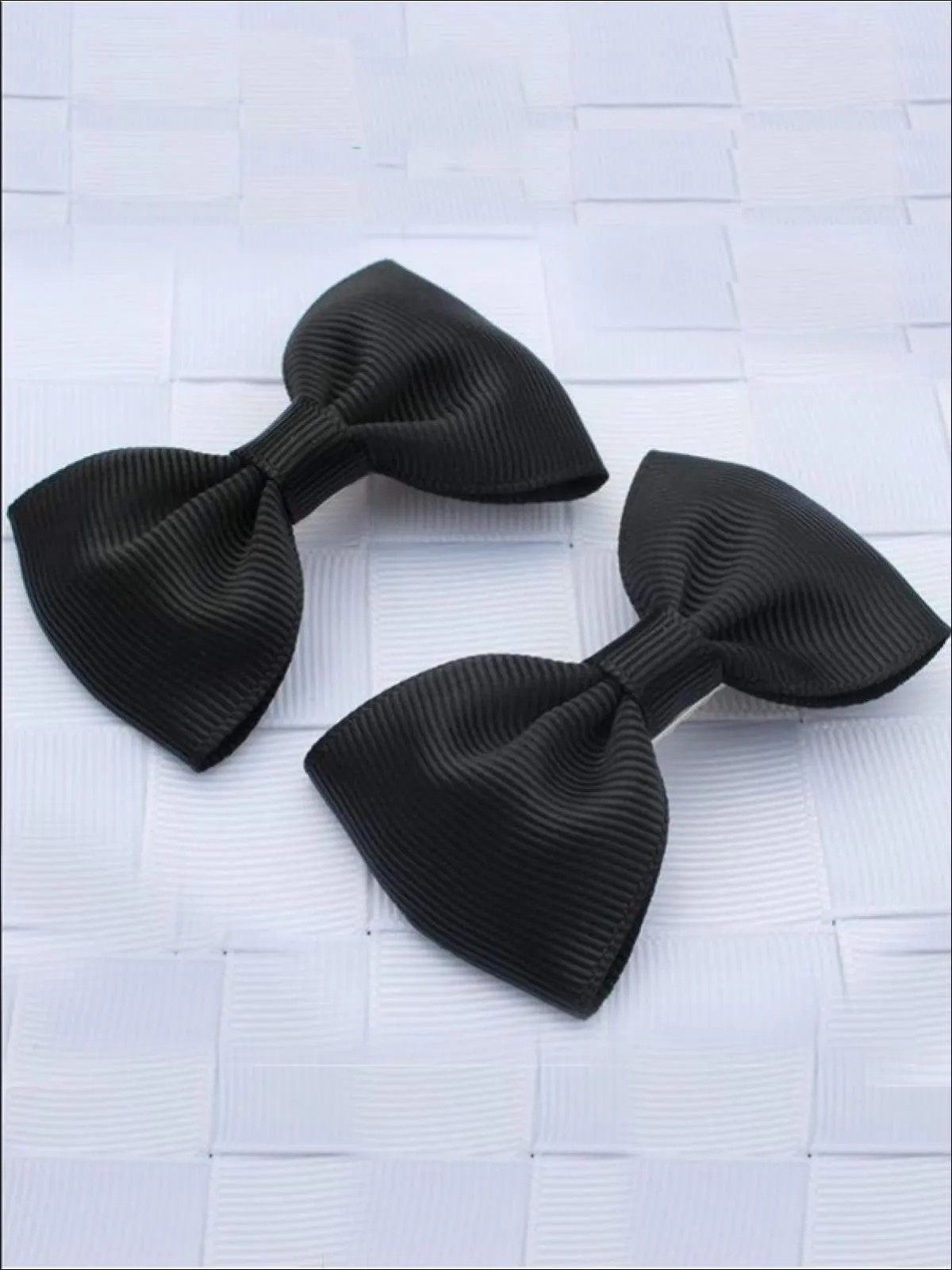 Girls Mini Bow Tie Hair Clips ( Multiple Color Options)