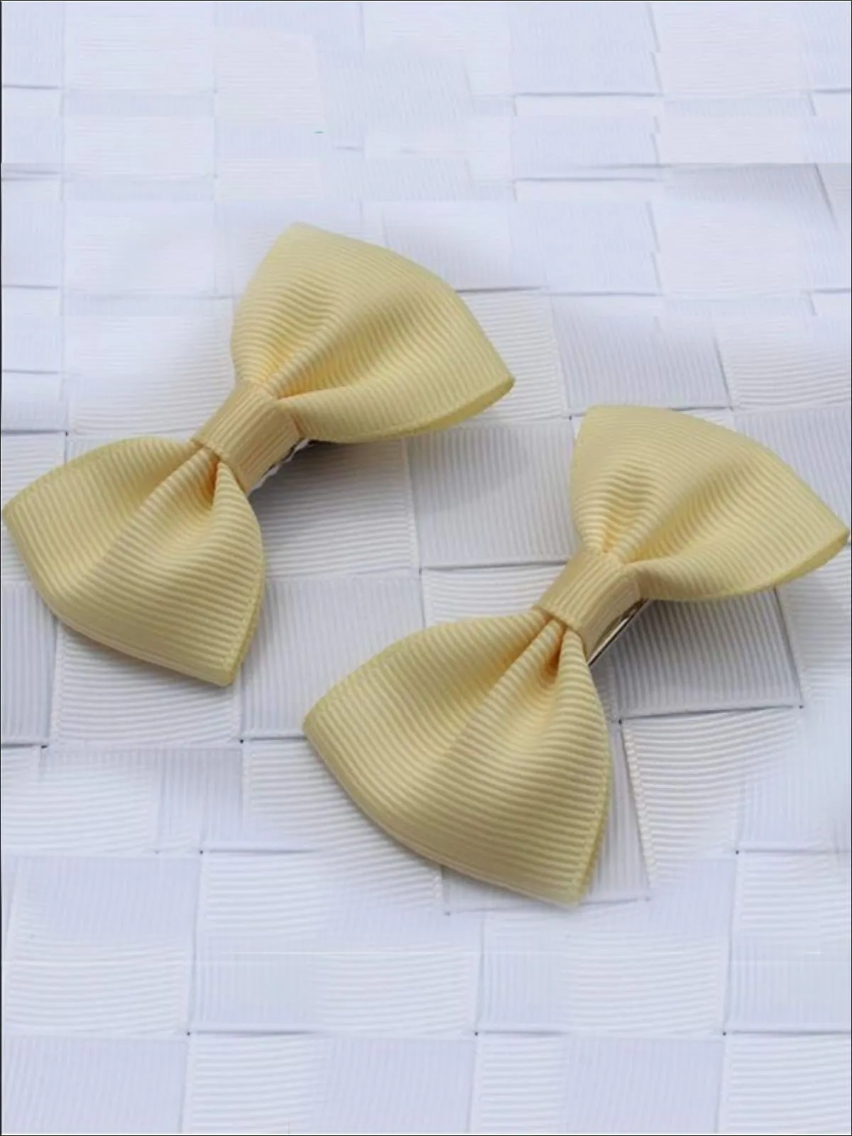 Girls Mini Bow Tie Hair Clips ( Multiple Color Options)