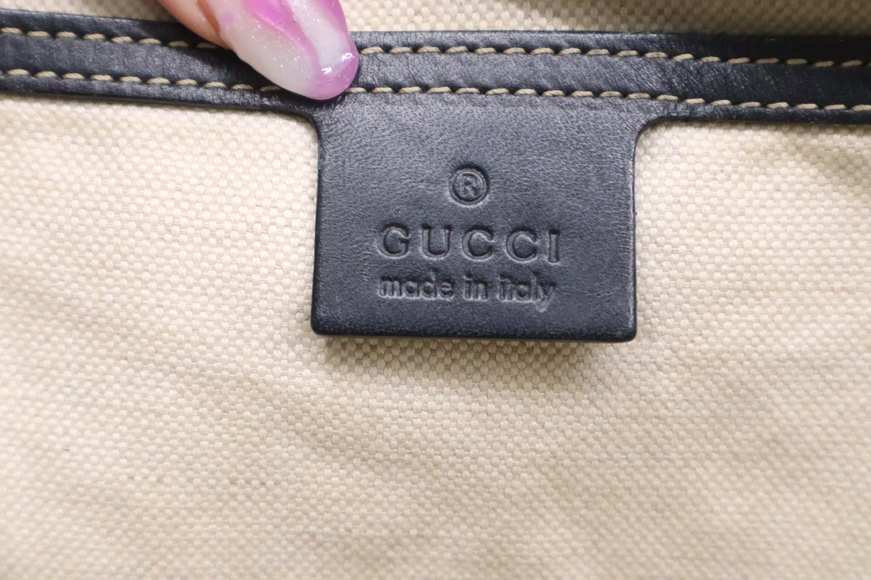 Gucci Tote in Navy GG Supreme Canvas