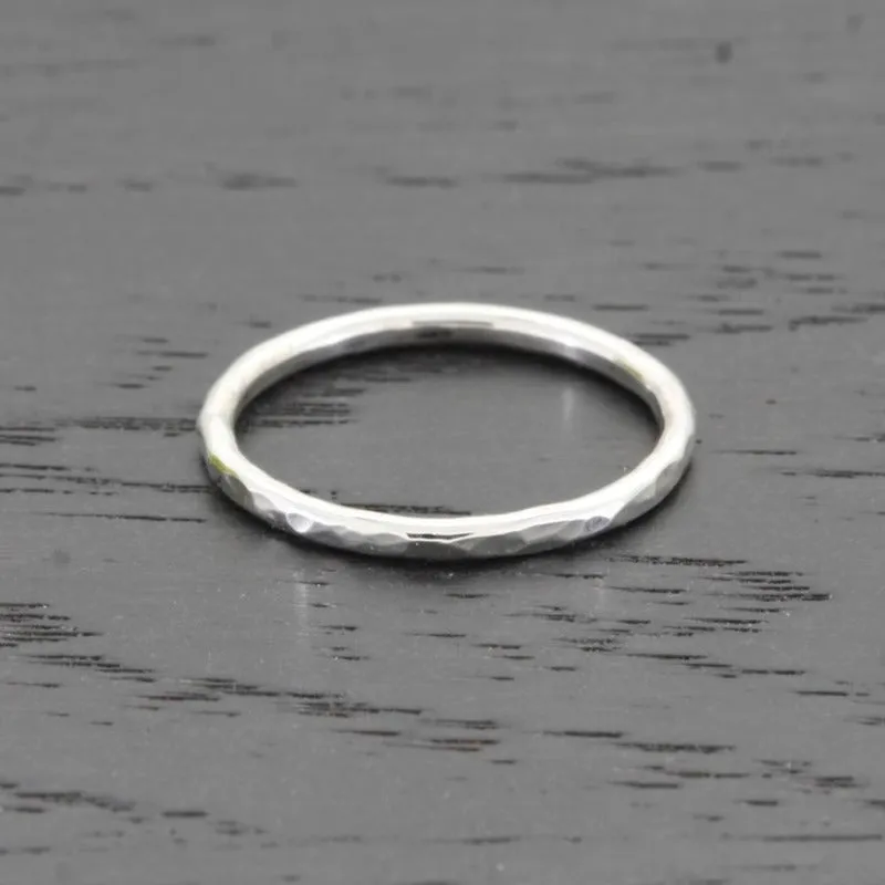 Hammered Silver Ring Brushed Matte - LINA Band