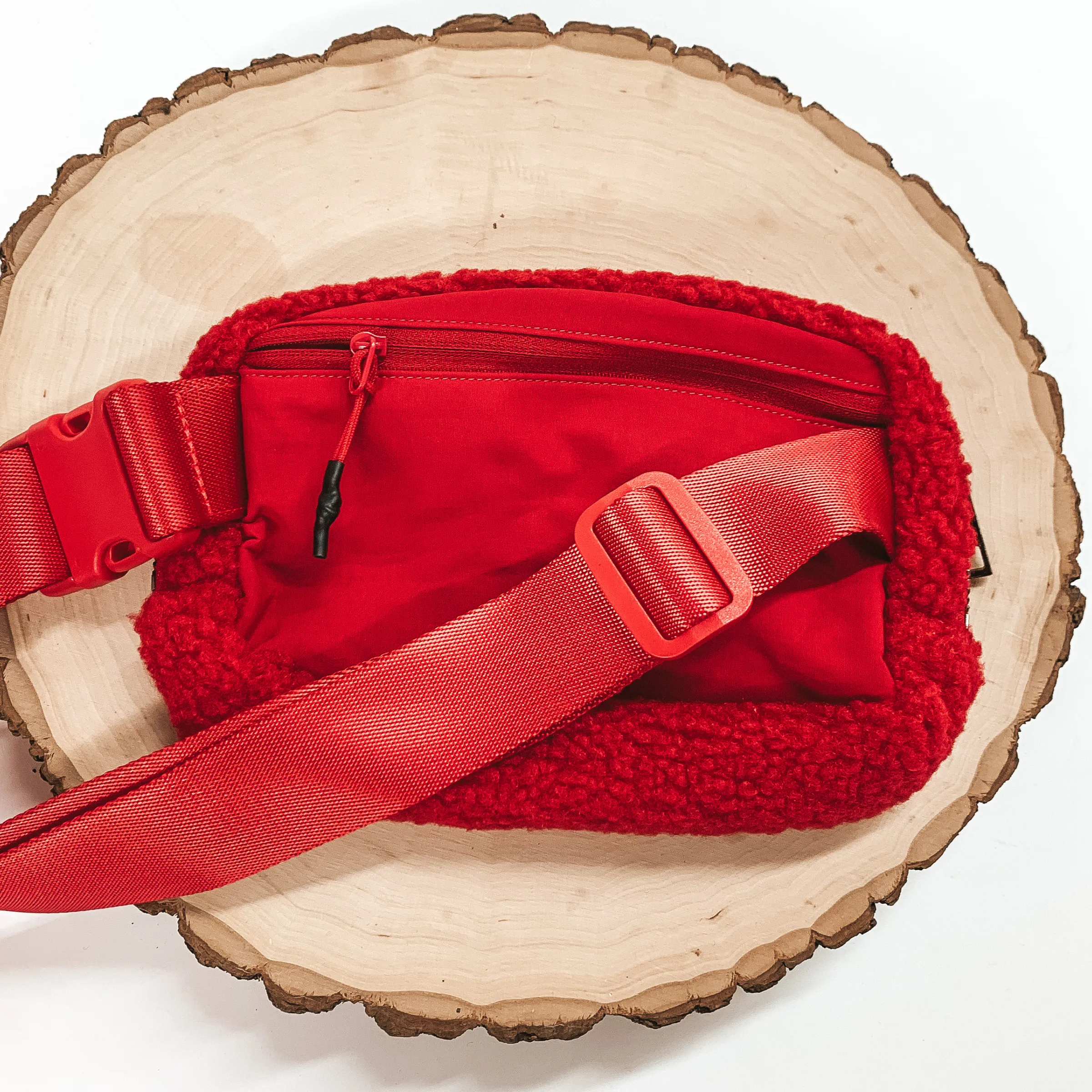 Headed to Aspen Sherpa Fanny Pack in Red