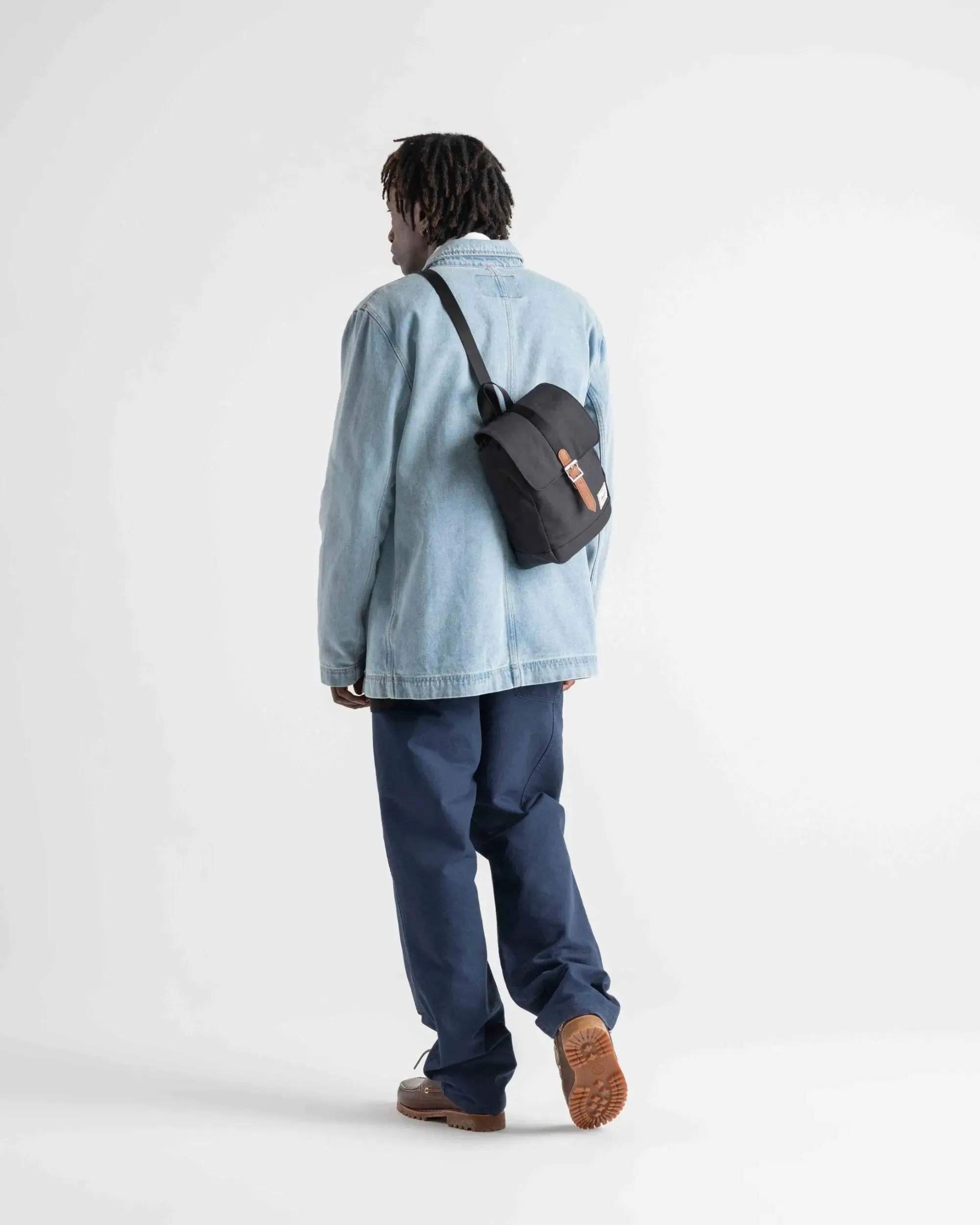 Herschel Retreat Sling Bag