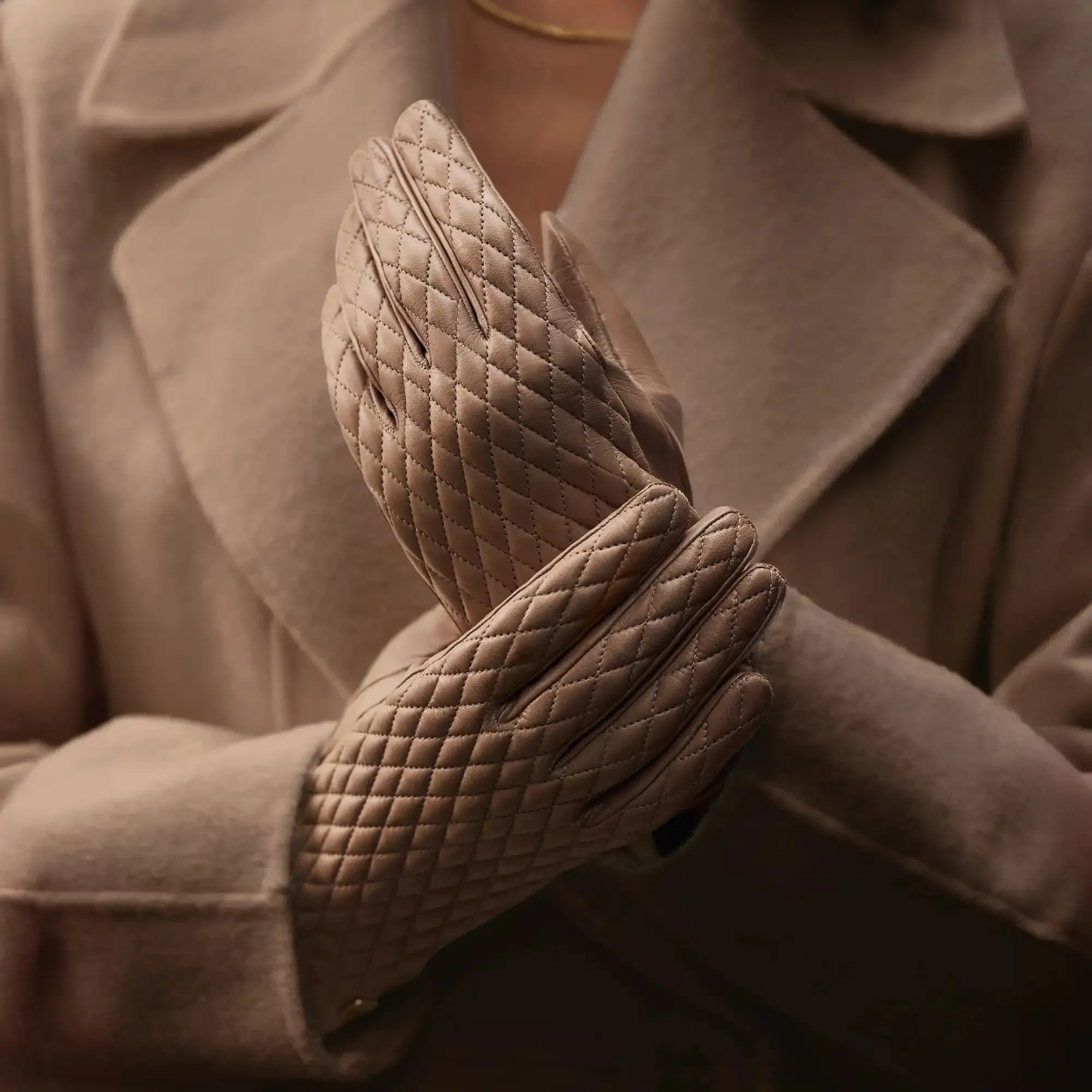 Honoré Rosette taupe goatskin leather gloves