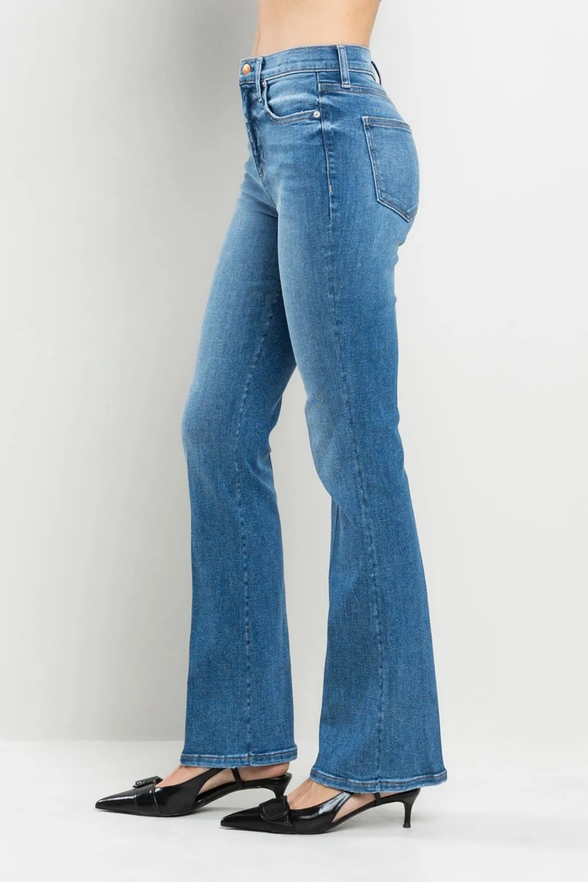 HR Ultra Stretch Slim Bootcut Jean