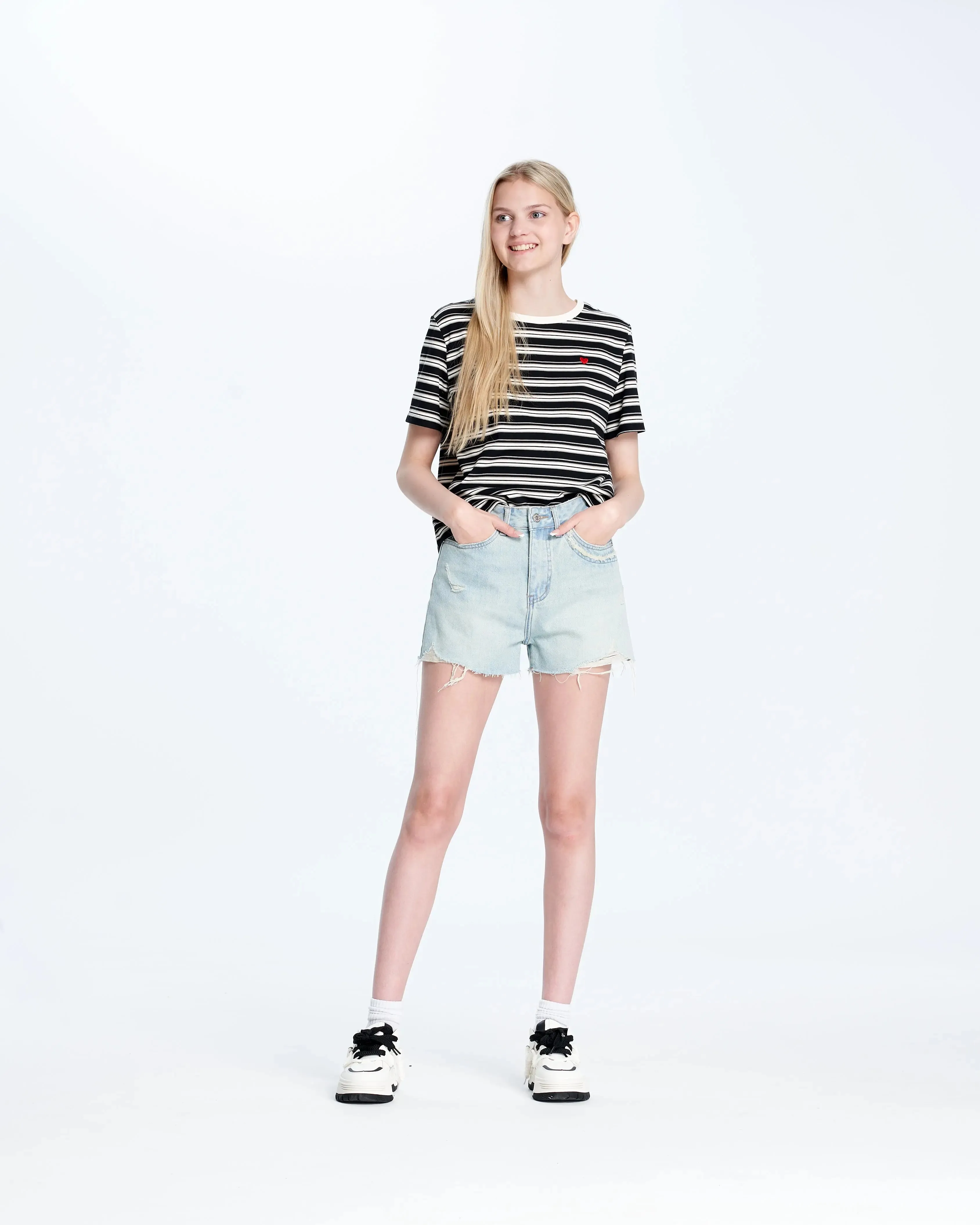 HZ8863 Distressed Denim Shorts