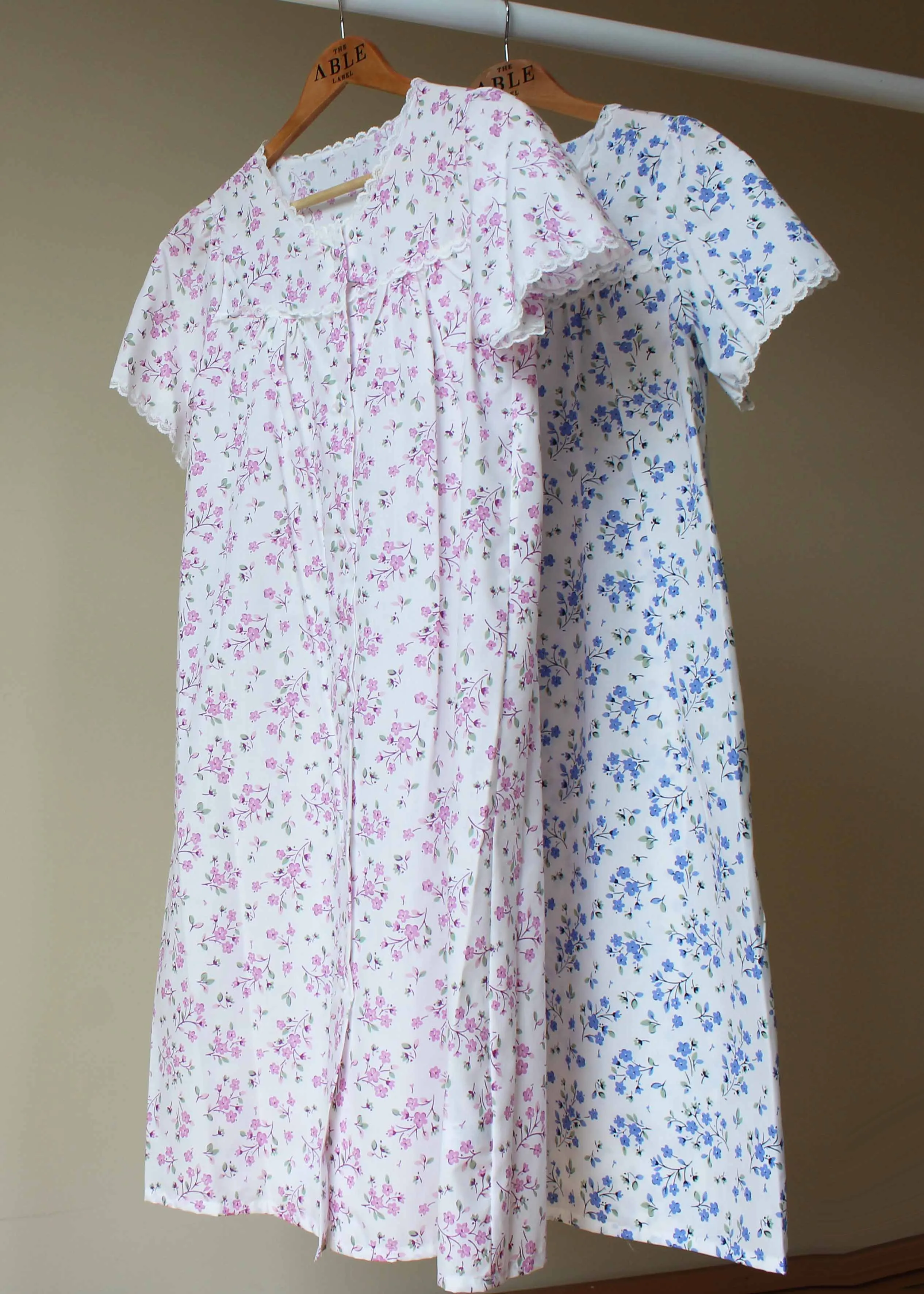 Jenny Easy-Care VELCRO® Brand Fastening Nightdress