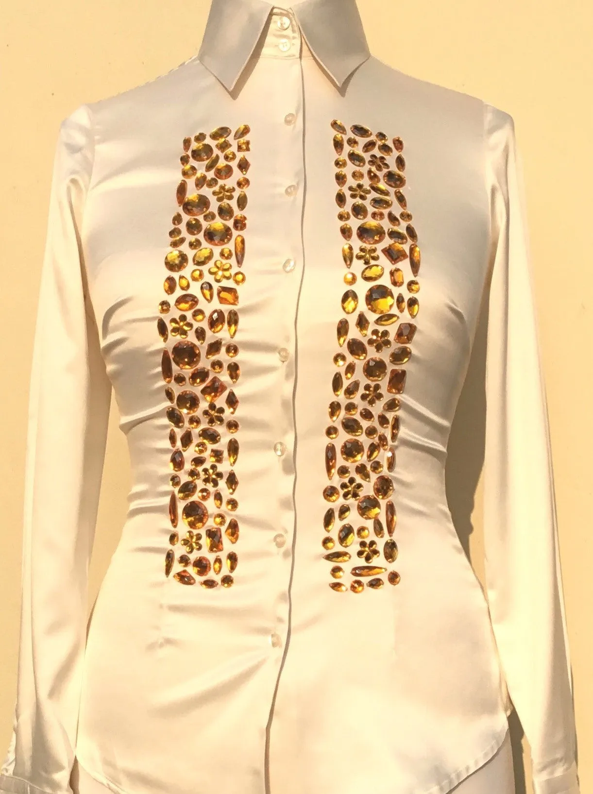 JEWELLERED CREAM SATIN SHIRT - DOUBLE CUFF