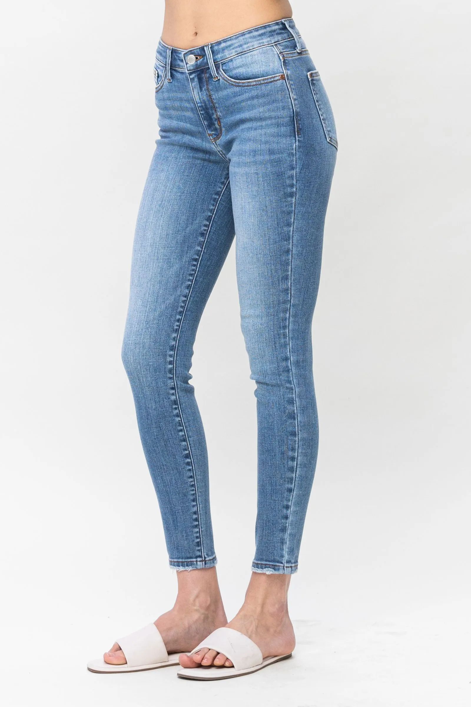 Judy Blue Mid Rise Vintage Skinny Denim 82548