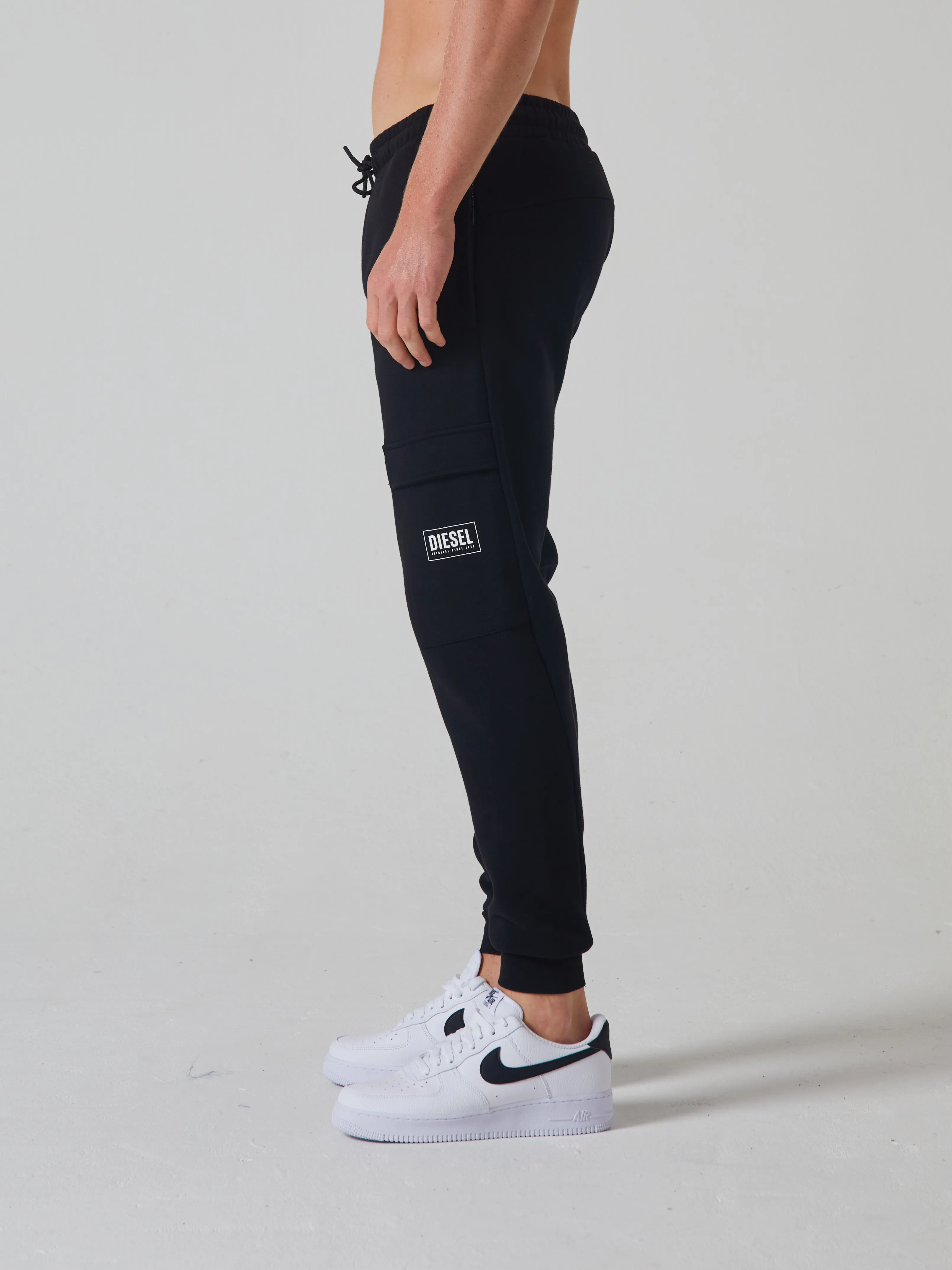 Kris Jogger New Black