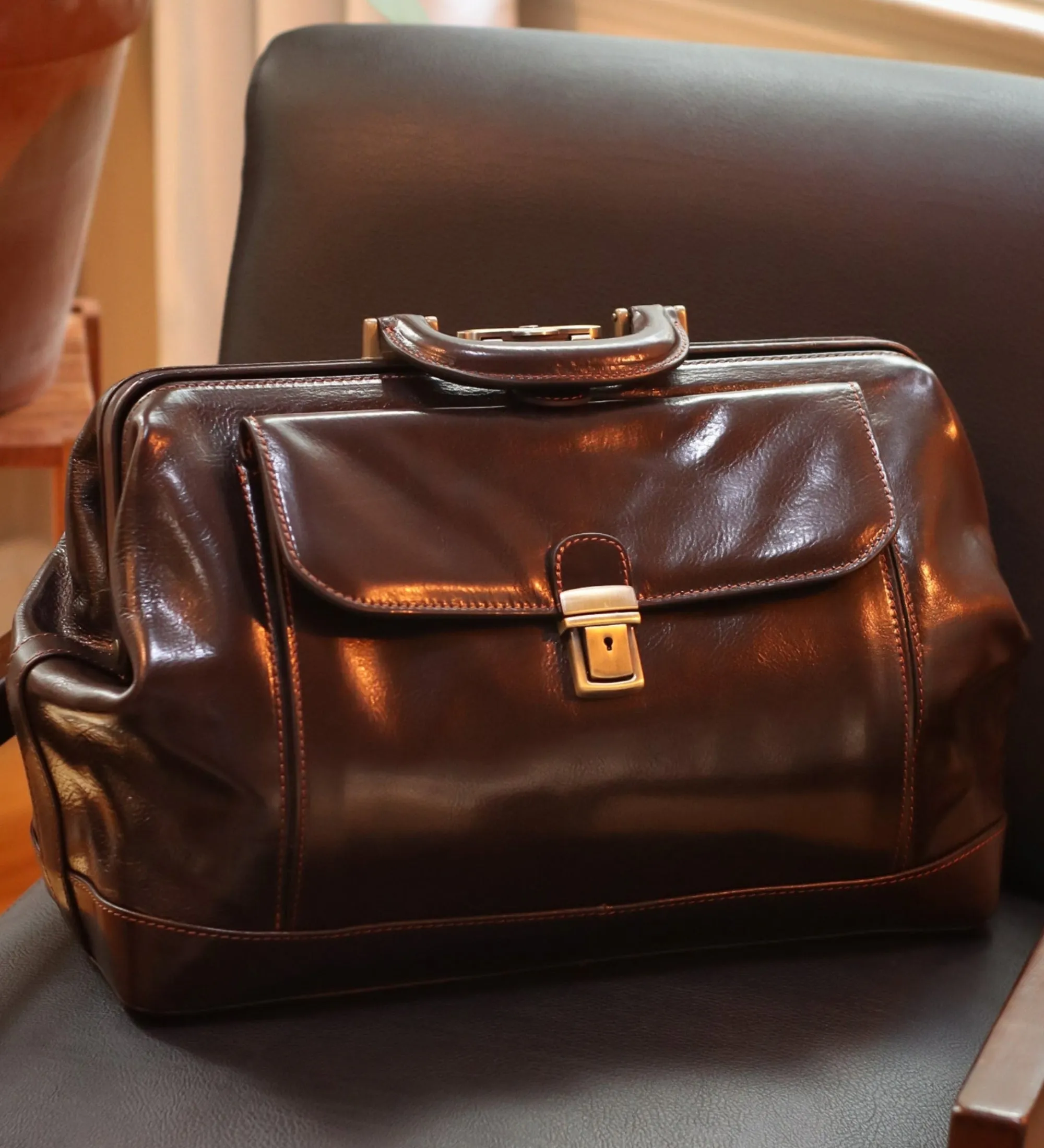 Large Italian Leather Doctor Bag for Women - Hamlet