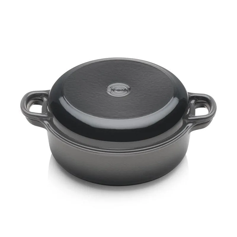 Le Creuset Signature Cast Iron Shallow Casserole with Reversible Baking Lid 26cm Flint