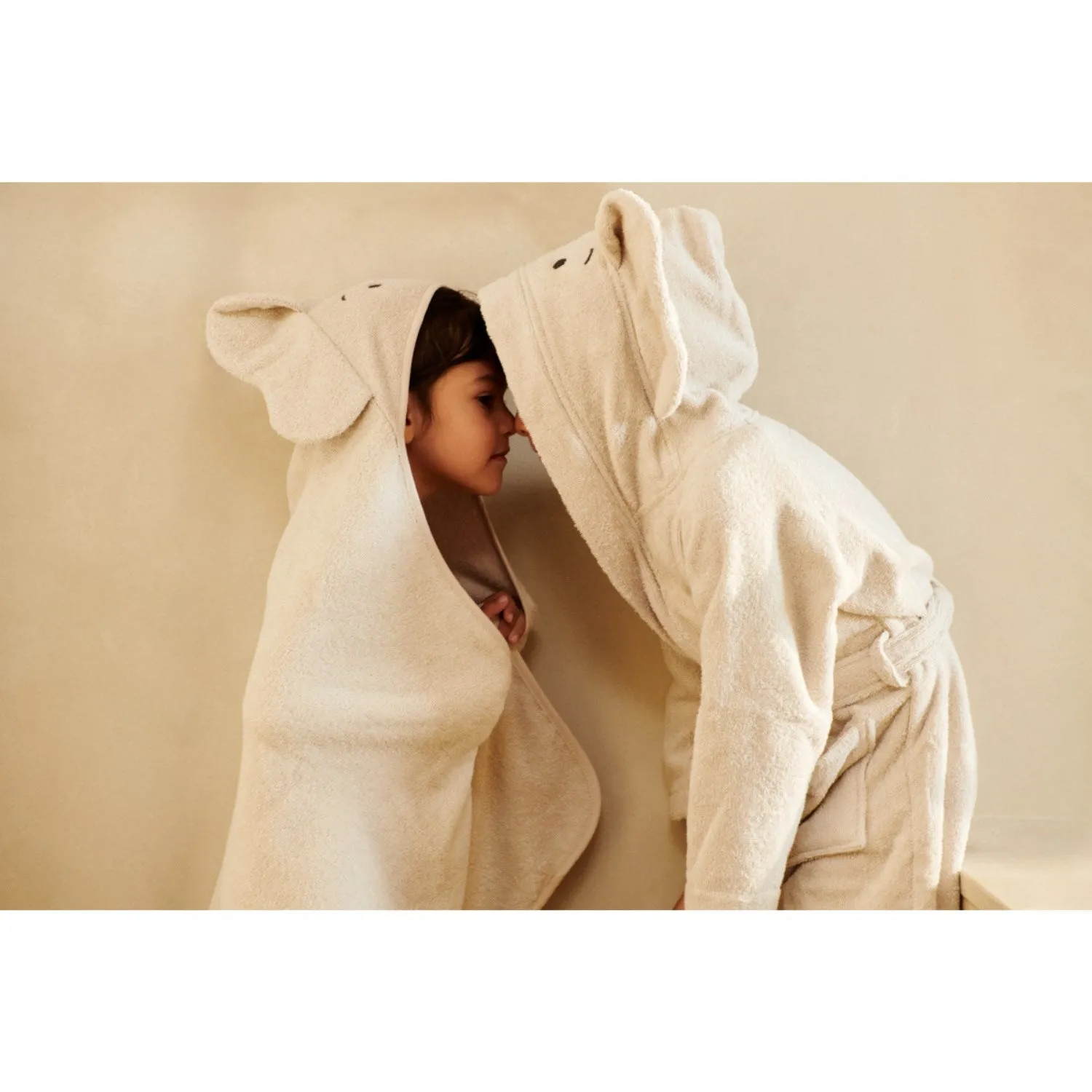 LieWood Sandy Lily Elephant Bathrobe