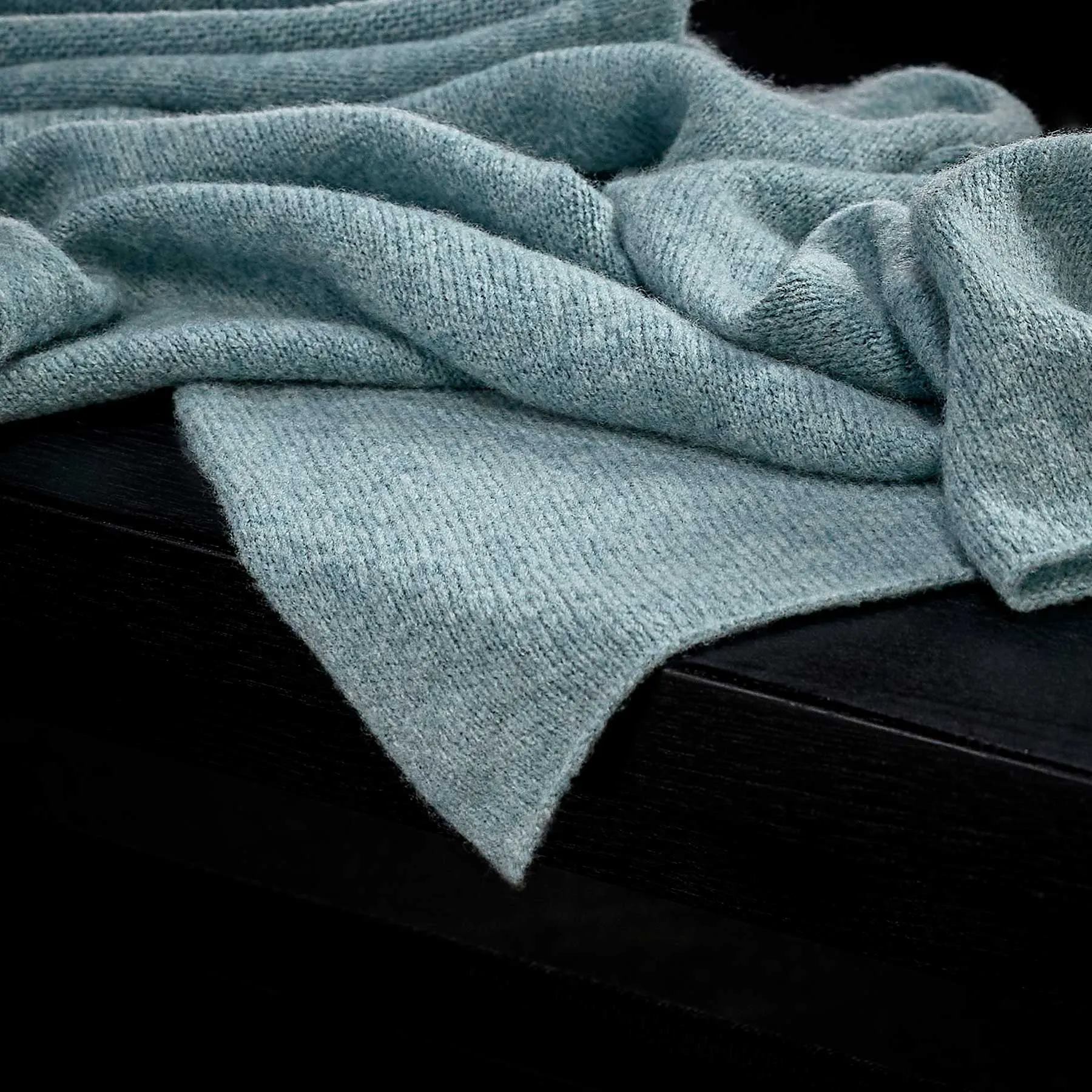 Lightweight Textured Cashmere Scarf - Aqua