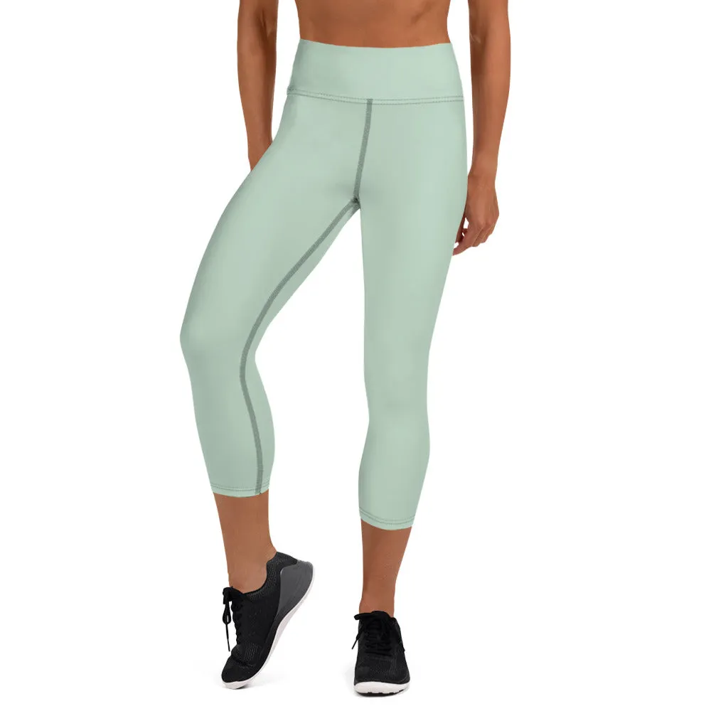 Lime Green Yoga Capri Leggings, Solid Pastel Green Color Women's Elastic Workout Capris Tights - Made in USA/EU/MX