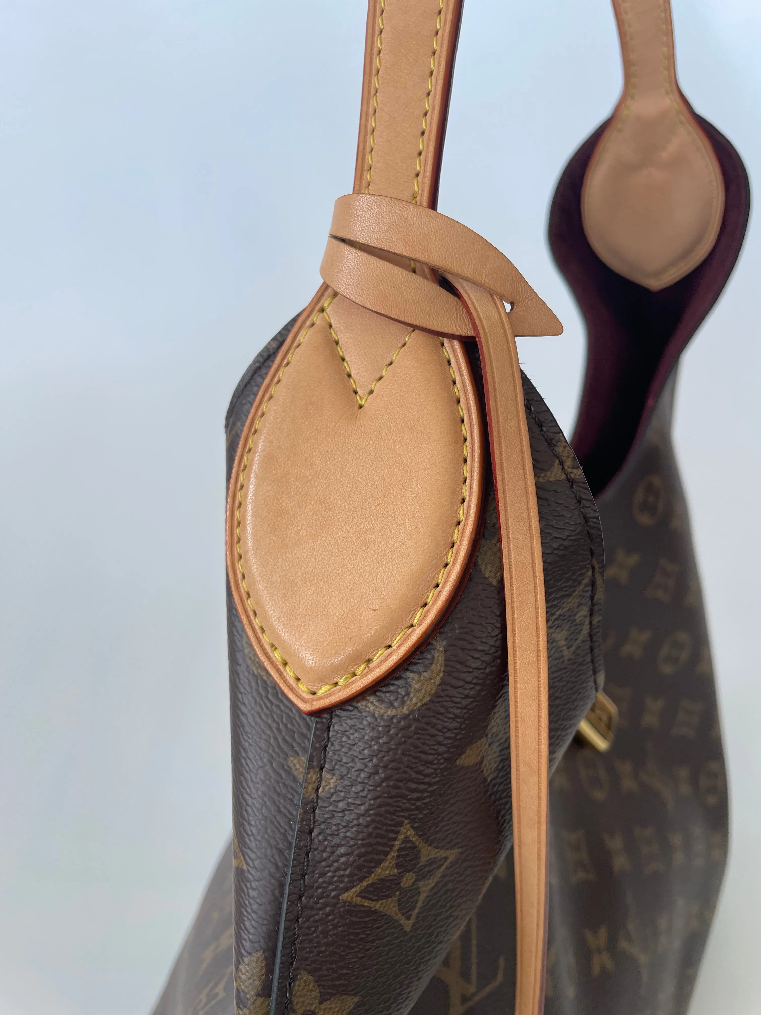 LOUIS VUITTON | FLOWER HOBO | MONOGRAM