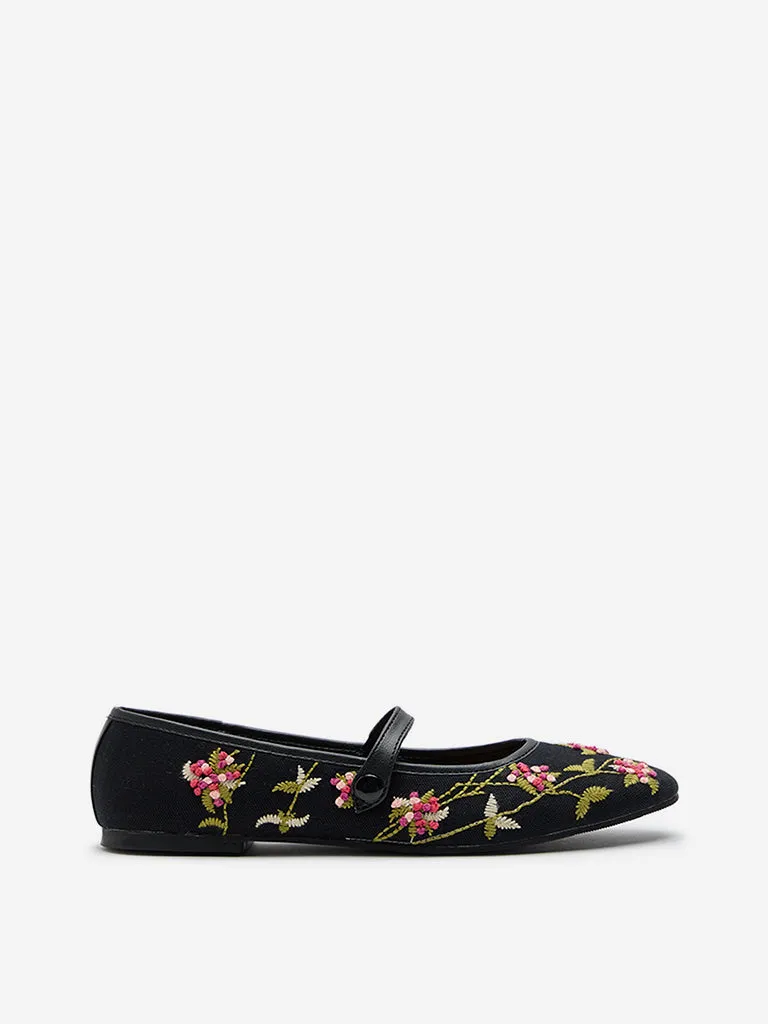 LUNA BLU Black Floral Embroidered Mary Jane Shoes