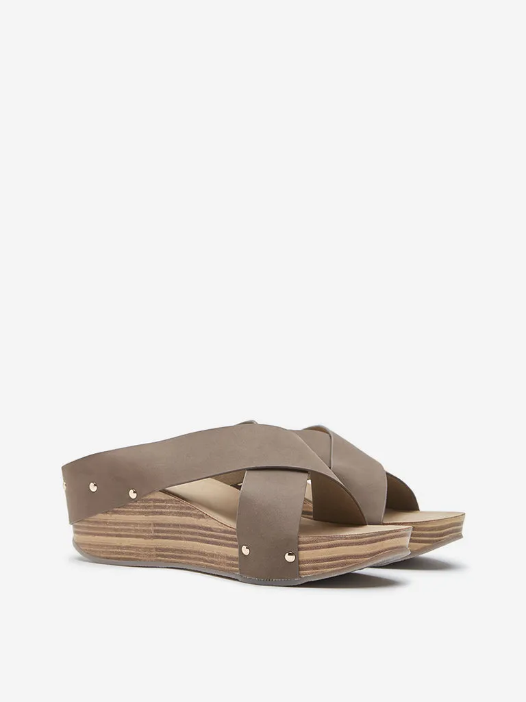 LUNA BLU Brown Criss-Cross Strap Wedge Heel Sandals