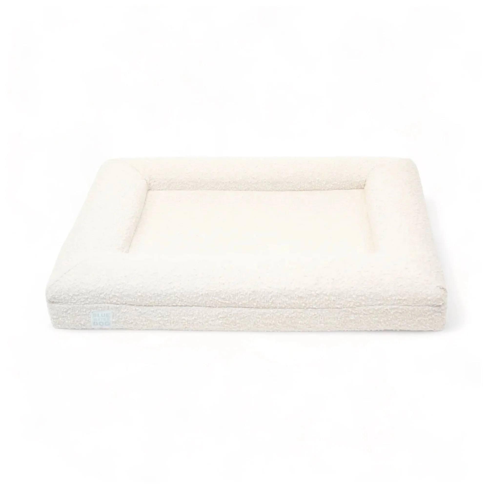 Medium Luxury Bouclé Orthopedic Bluewater Dog Bed (Cloud)