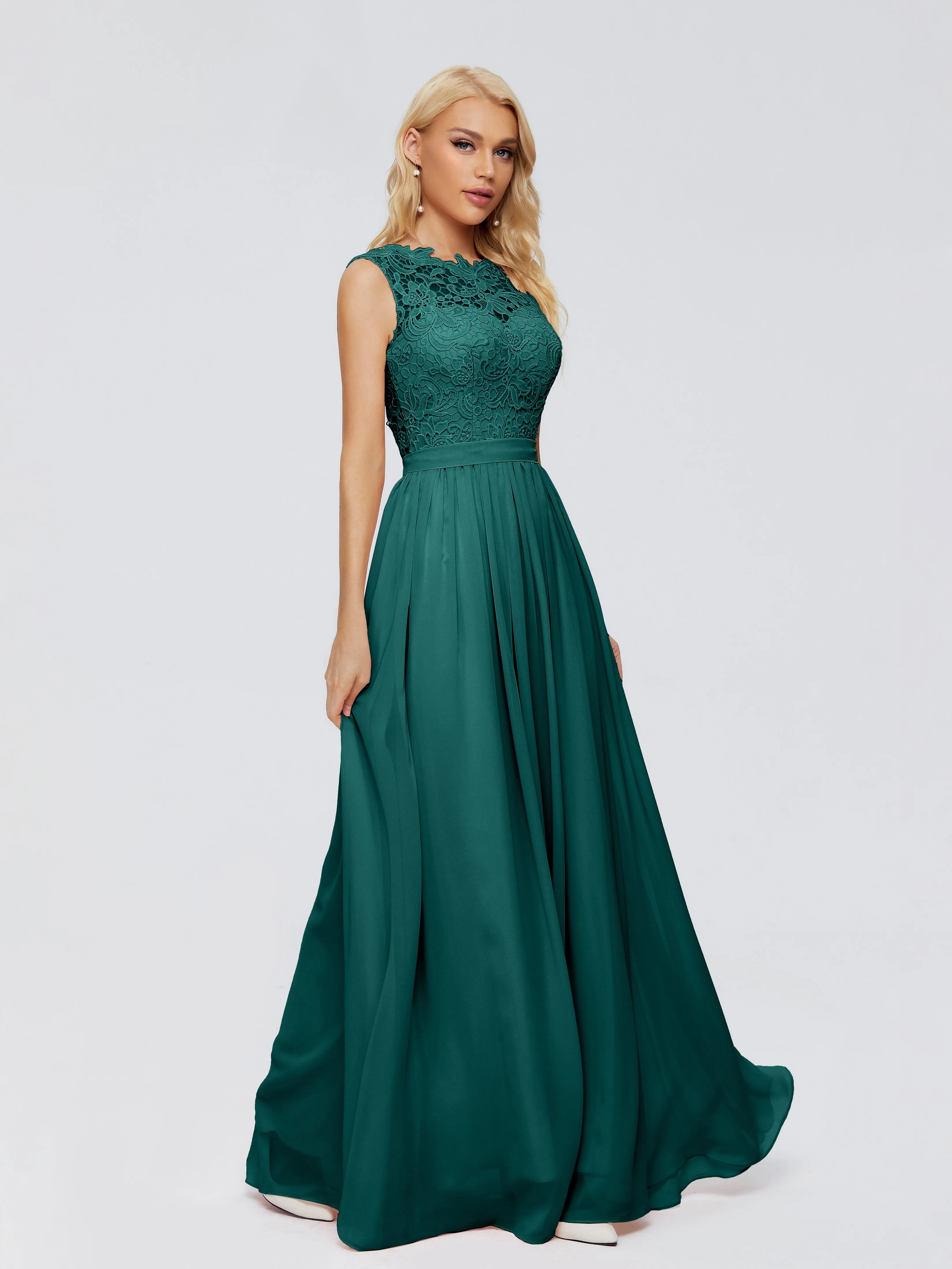 Melody Elegant Bateau Chiffon Bridesmaid Dresses