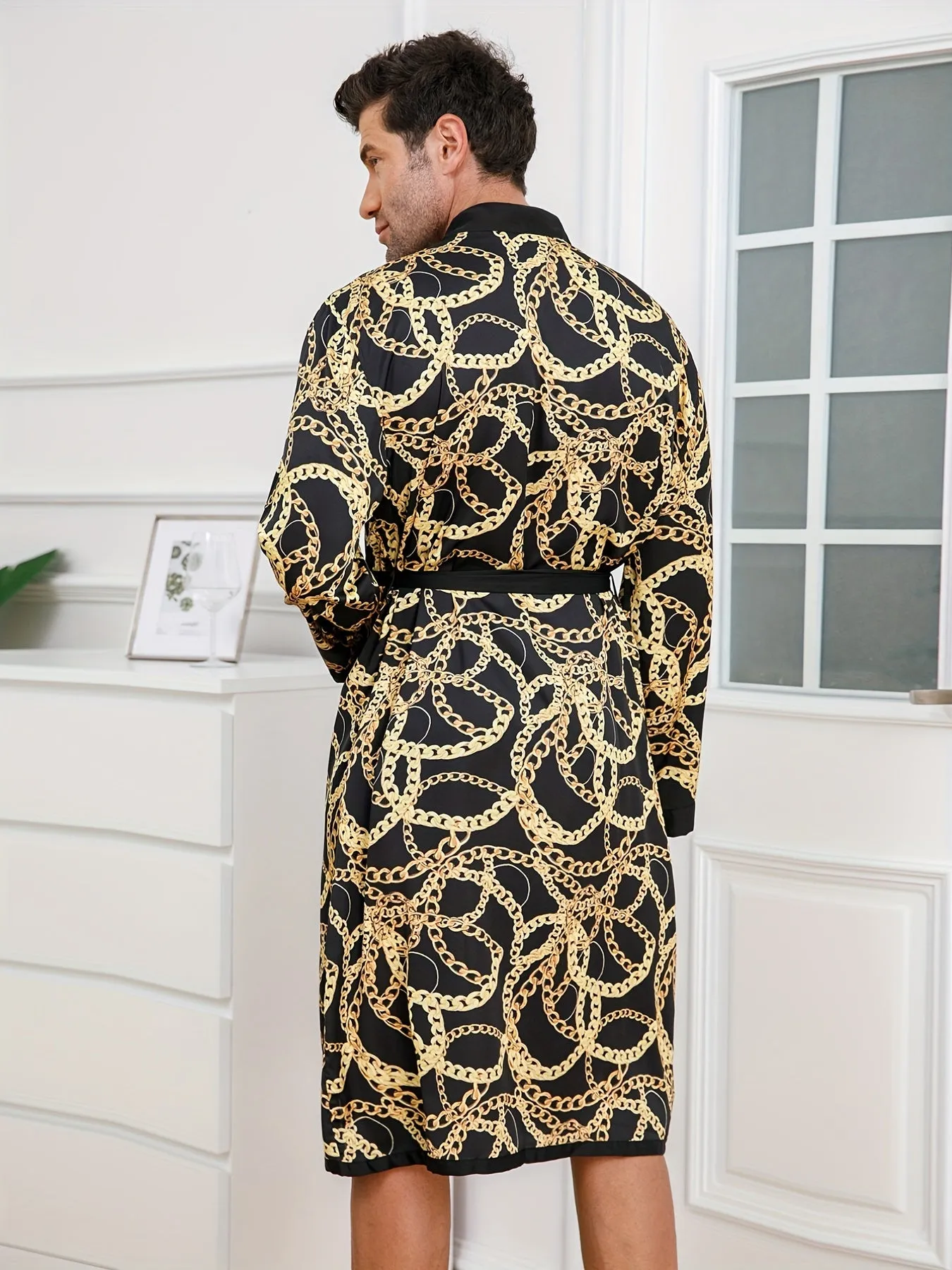 Men's Luxurious Golden Chain Print Long Sleeve Bathrobe - Soft, Plush, and Cozy Homewear for Spring and Summer - Perfect for Relaxation and Lounging Around the House