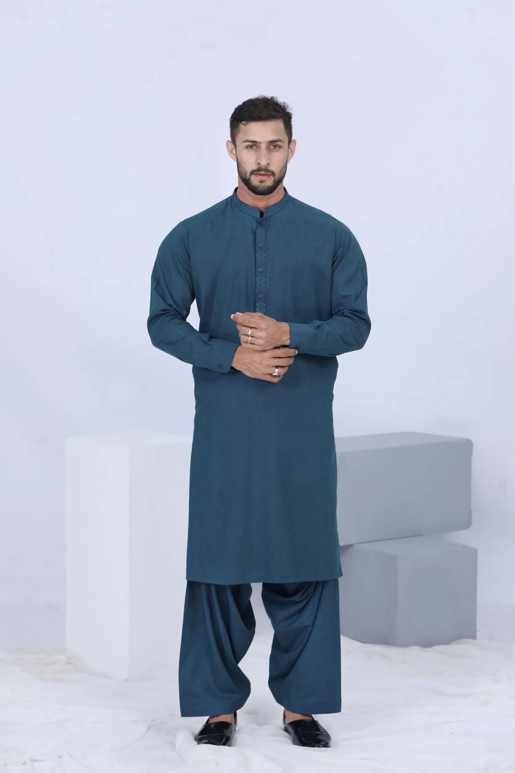 Mens Suits - 02032310