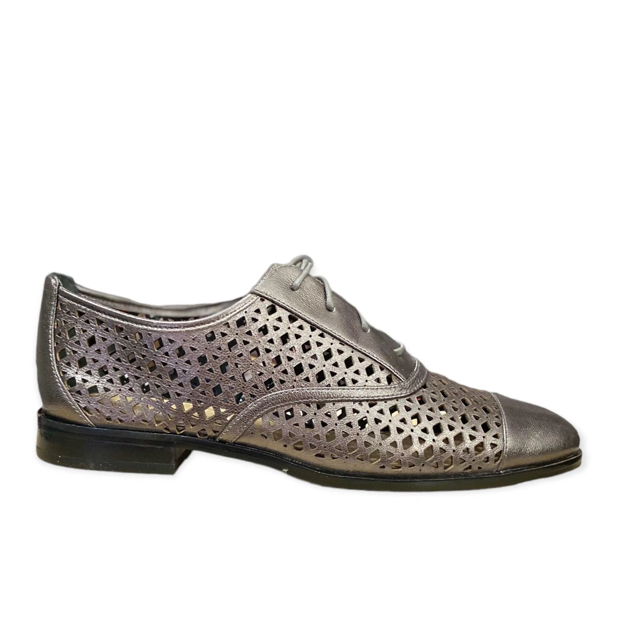 Metallic Laser Cut-Out Oxford Lace Up Loafers