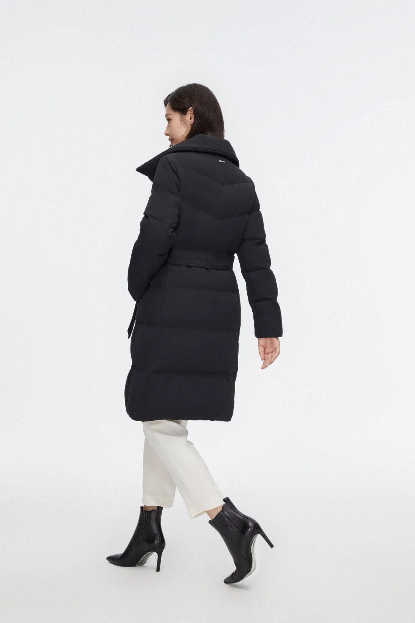 Mid-length Goose Down Jacket With Lapel