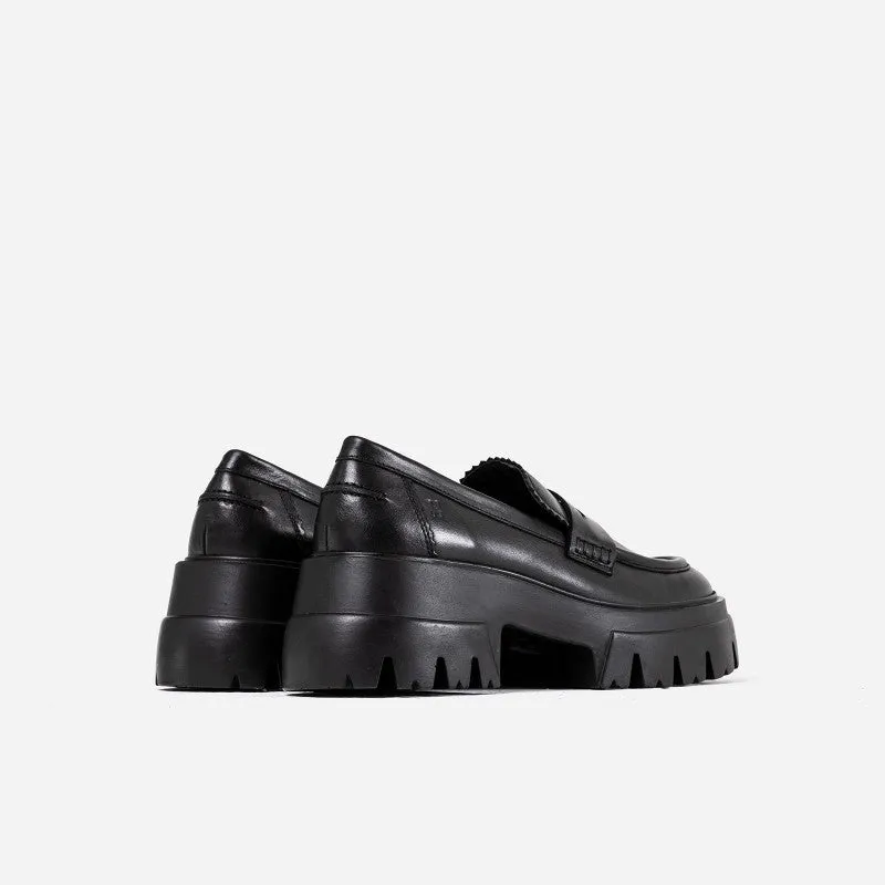 O tizz Black Chunky Loafers