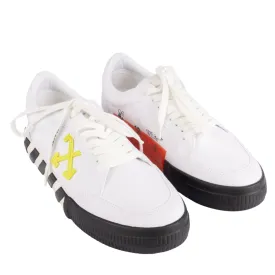 Off-White White Canvas Vulcanized Low Top Sneakers