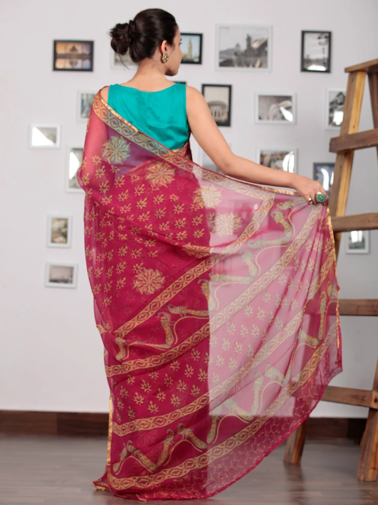 Pink Beige Hand Block Printed Chiffon Saree with Zari Border - S031702775