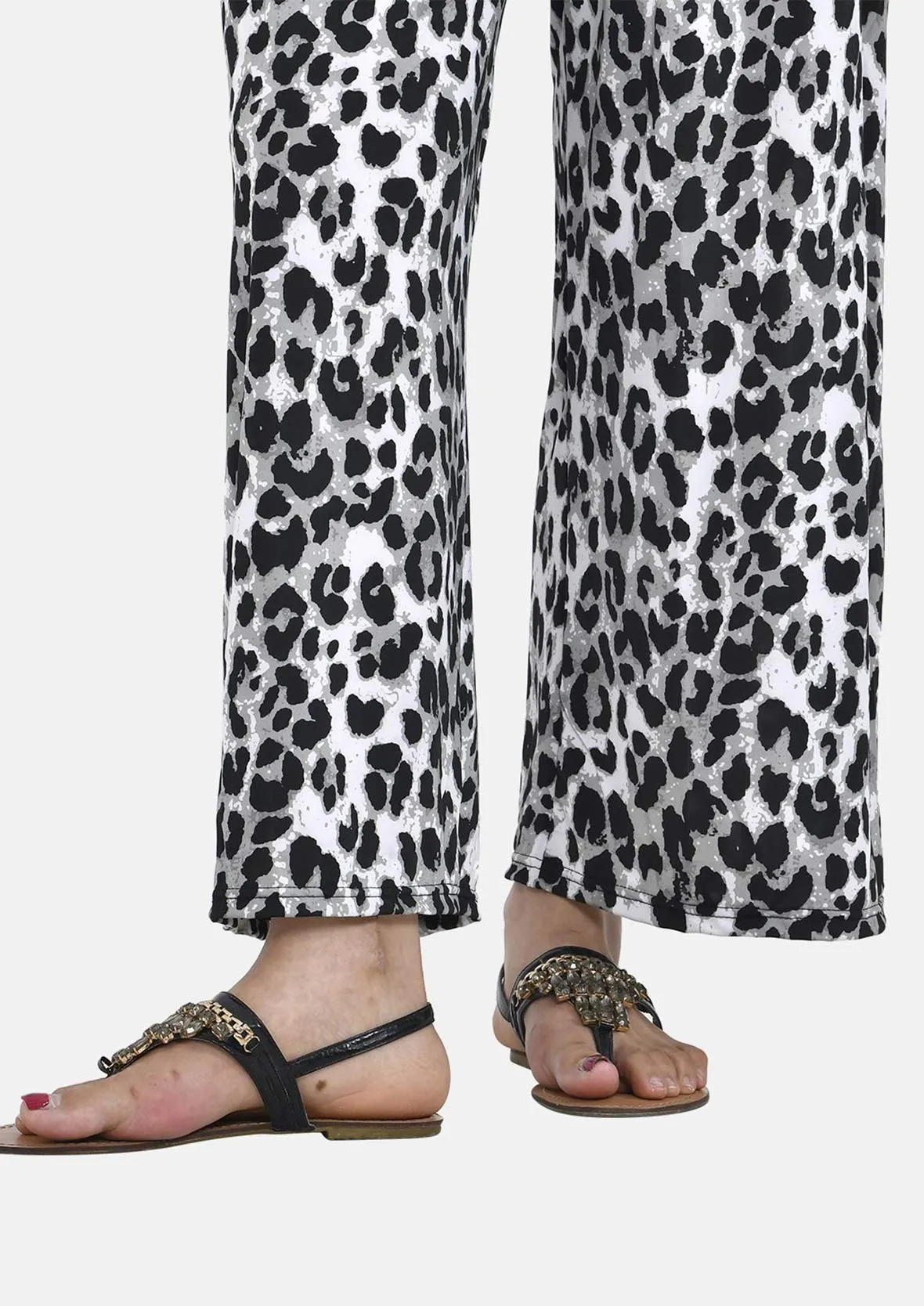 Relaxed Fit Printed Wide Leg Trousers