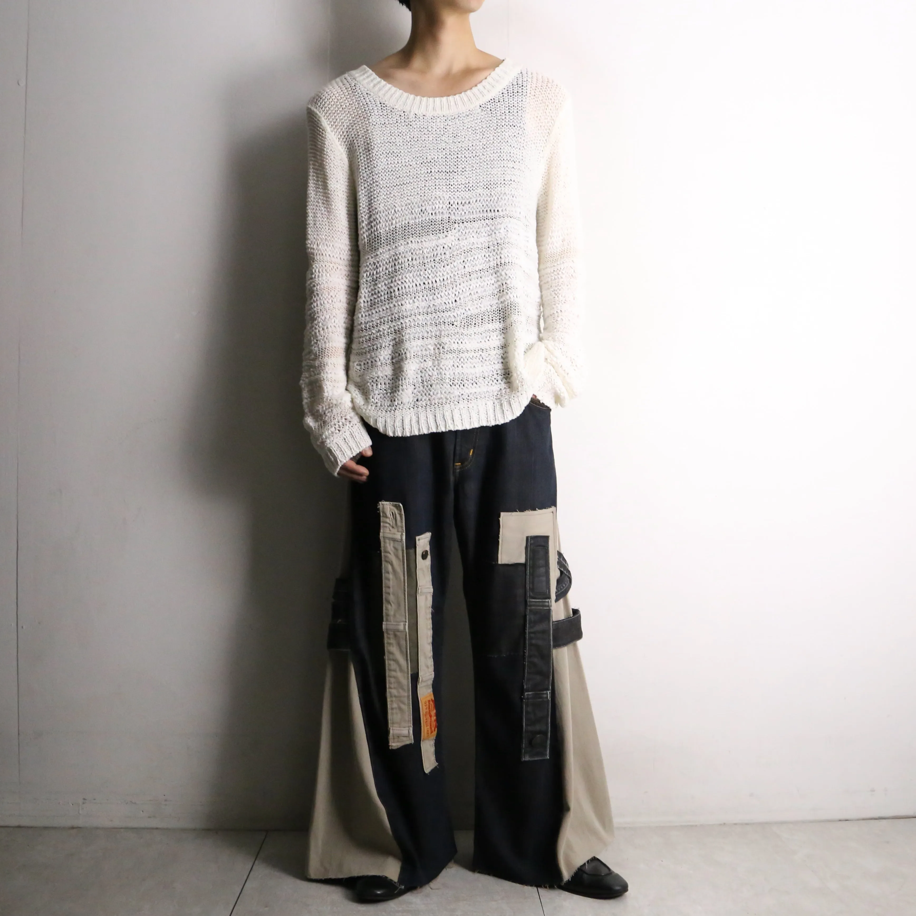 remake "再構築" beige×black docking wide flare denim