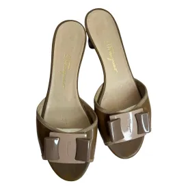 Salvatore Ferragamo Ginostra Patent Leather Bow Sandals