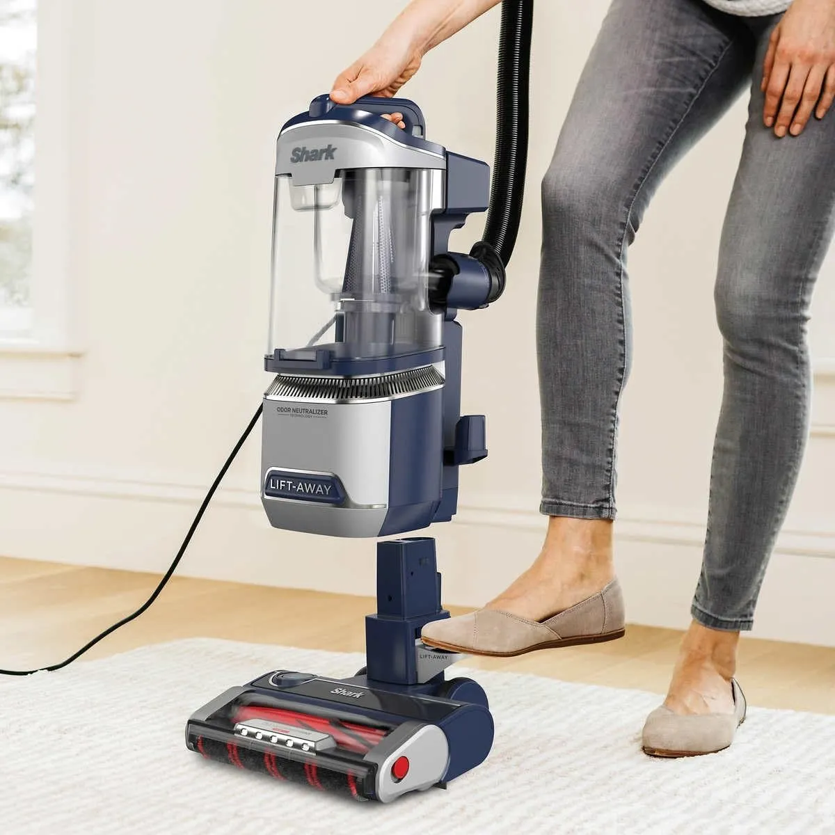 Shark UV900 Pet Performance Plus Lift-Away Upright Vacuum with DuoClean PowerFins HairPro & Odor Neutralizer Technology, Anti-Allergen Complete Seal Technology & HEPA Filter, Navy/Silver