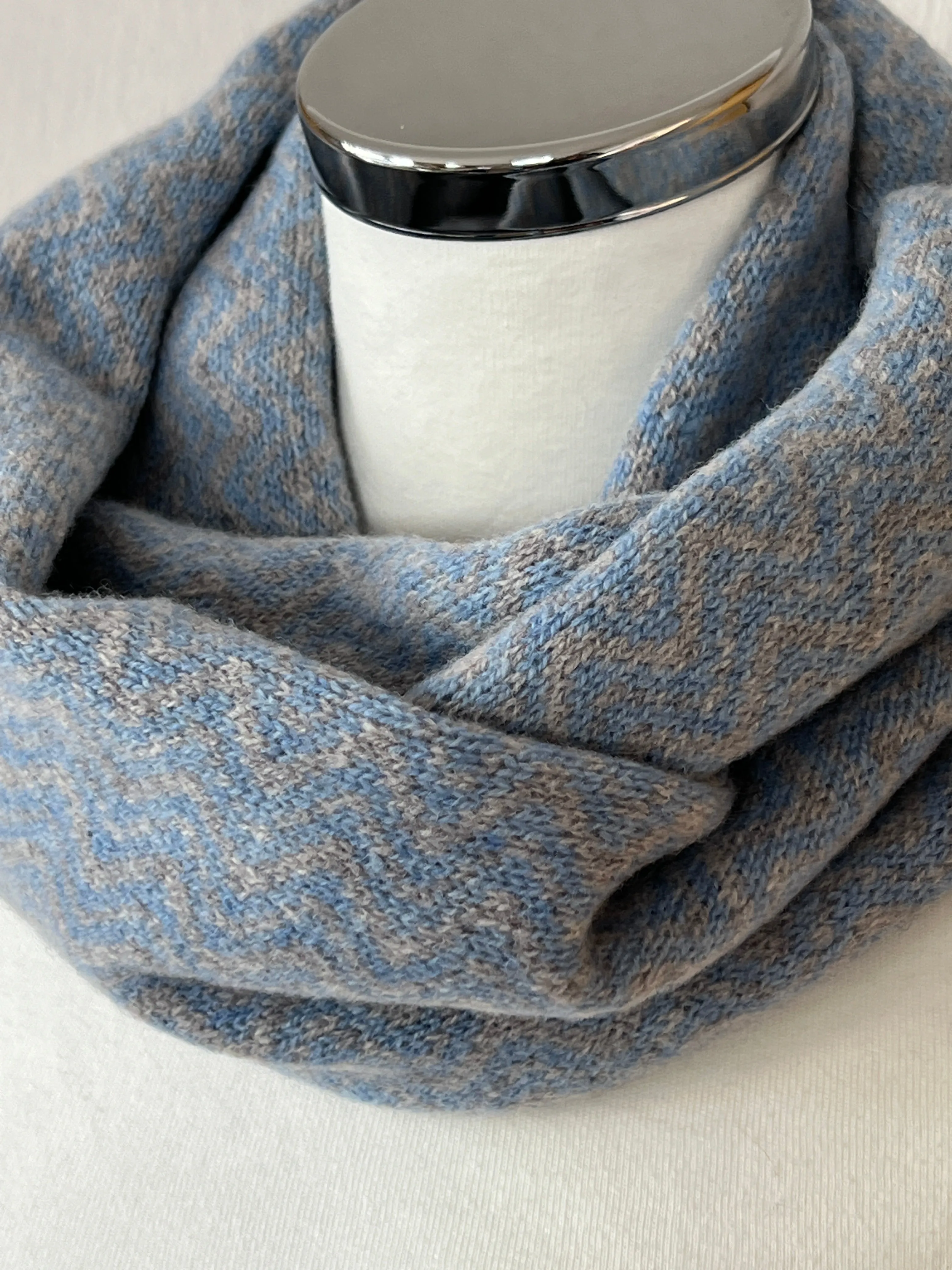 Snood - Infinity scarf soft merino lambswool wave pattern