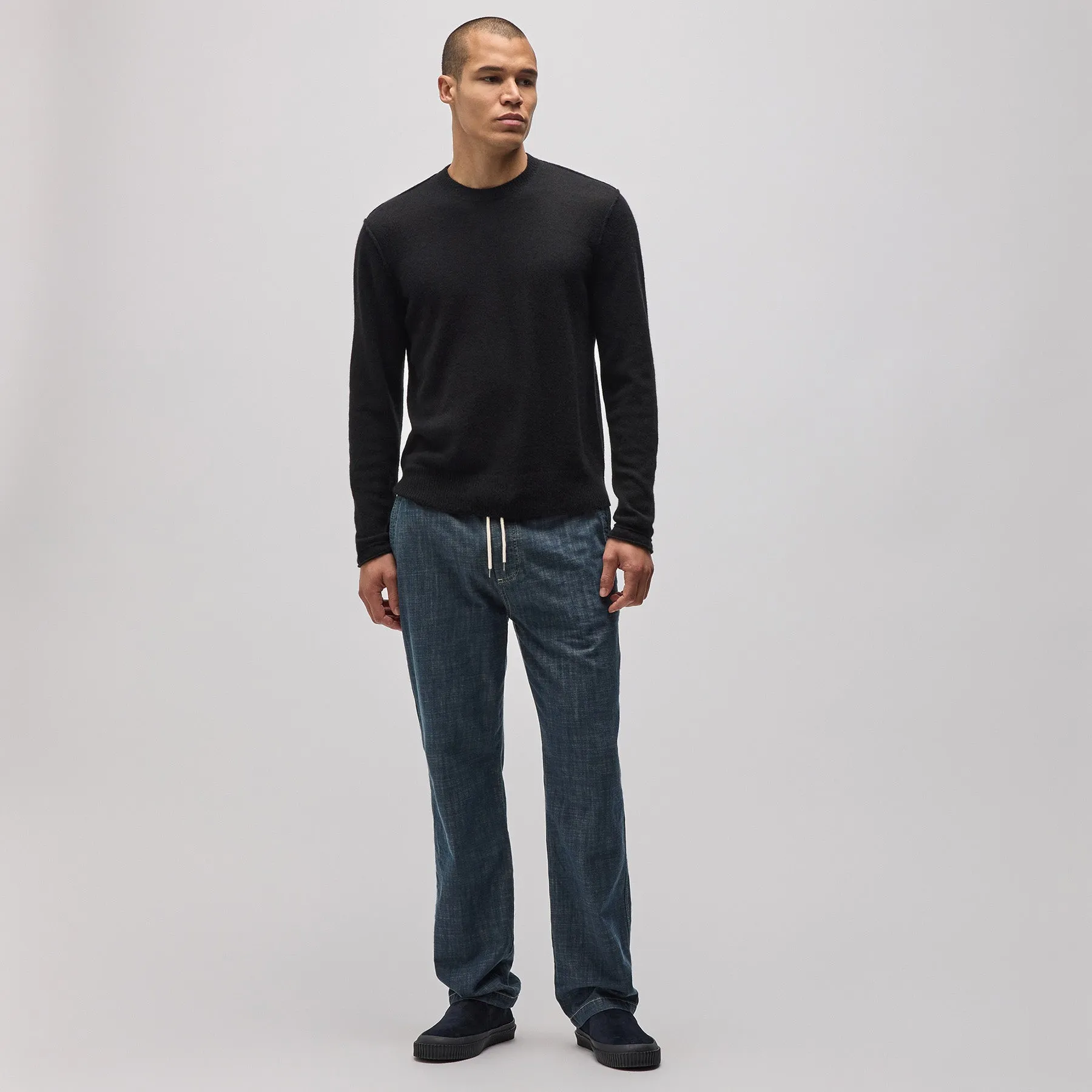 Soft Featherweight Cashmere Crew - Black