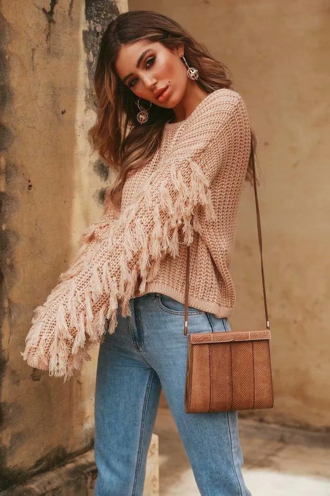 Solid Color Round Neck Long Sleeve Tassel Sweater