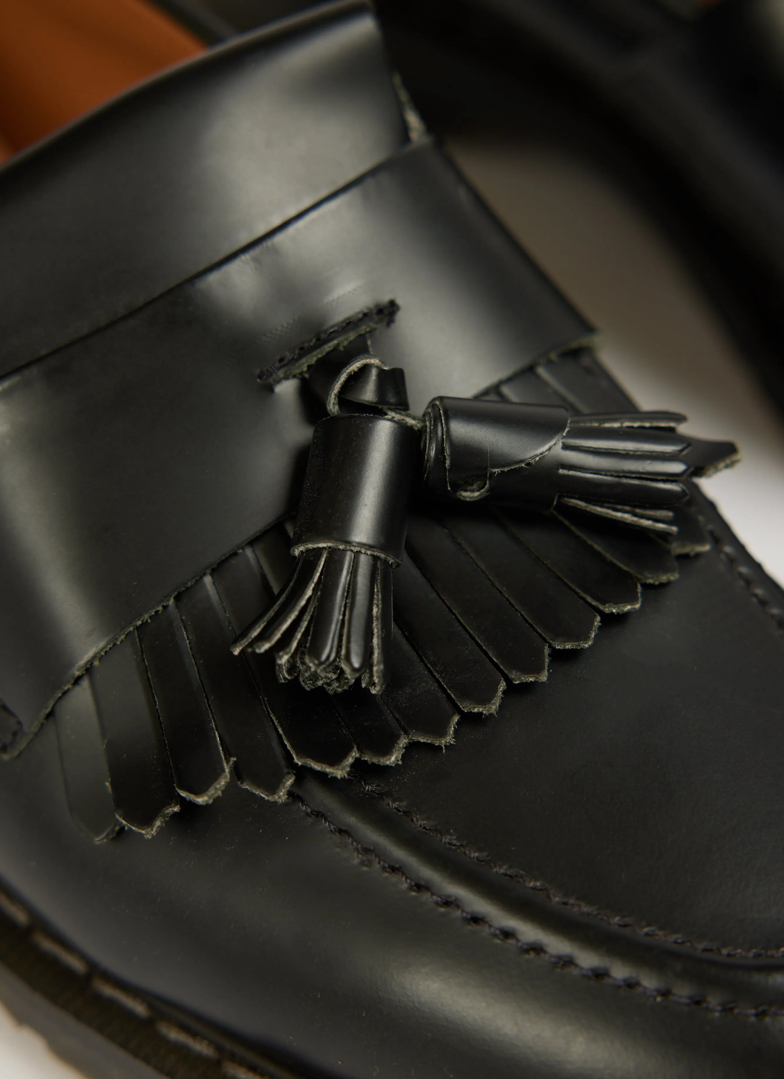 Solovair | Hi-Shine Tassle Loafer | Black