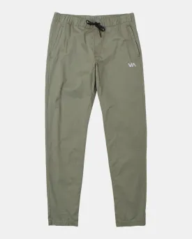 Spectrum Track Pant Iii - Agave Green