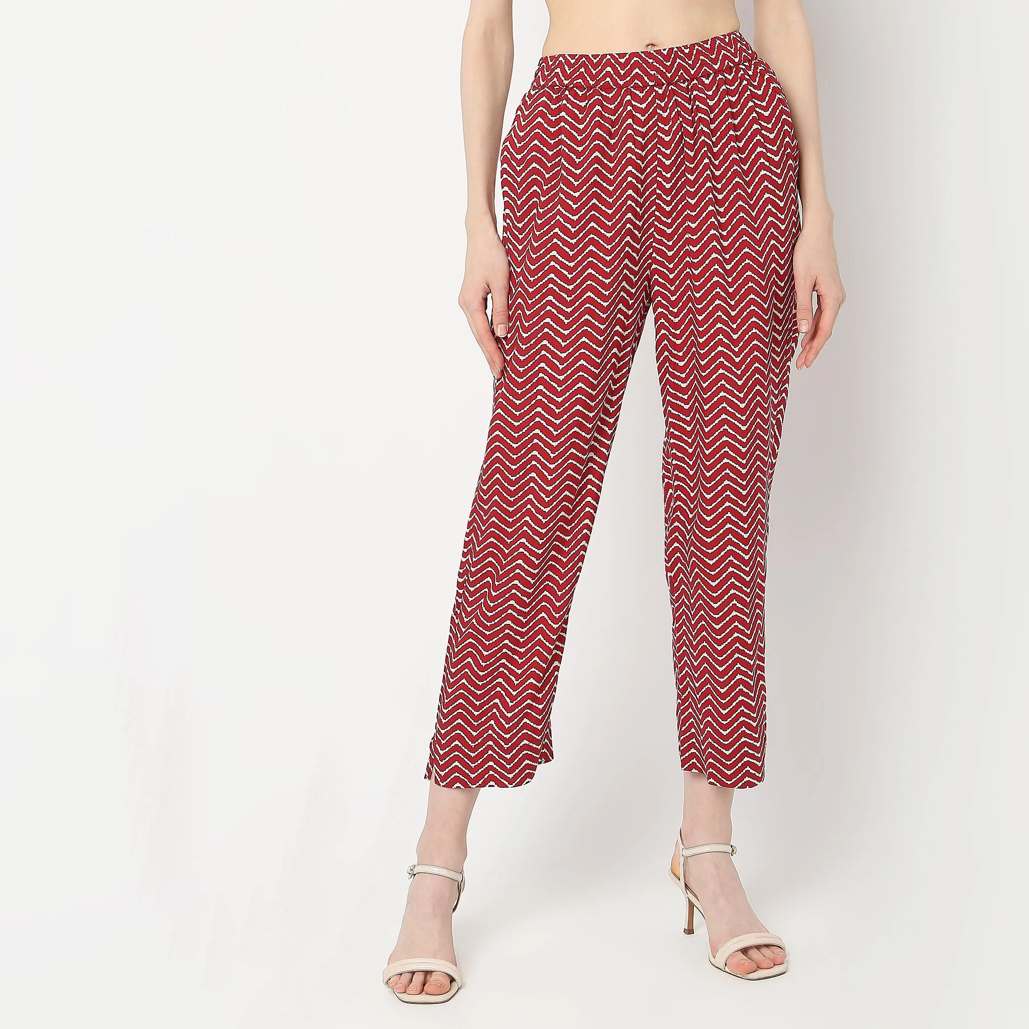 Straight Fit Printed Ankle Length Pants