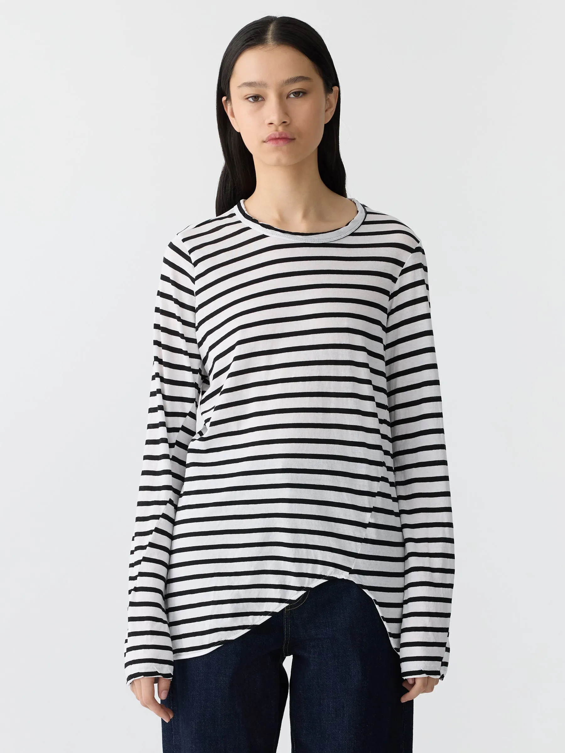 stripe scoop hem long sleeve t.shirt