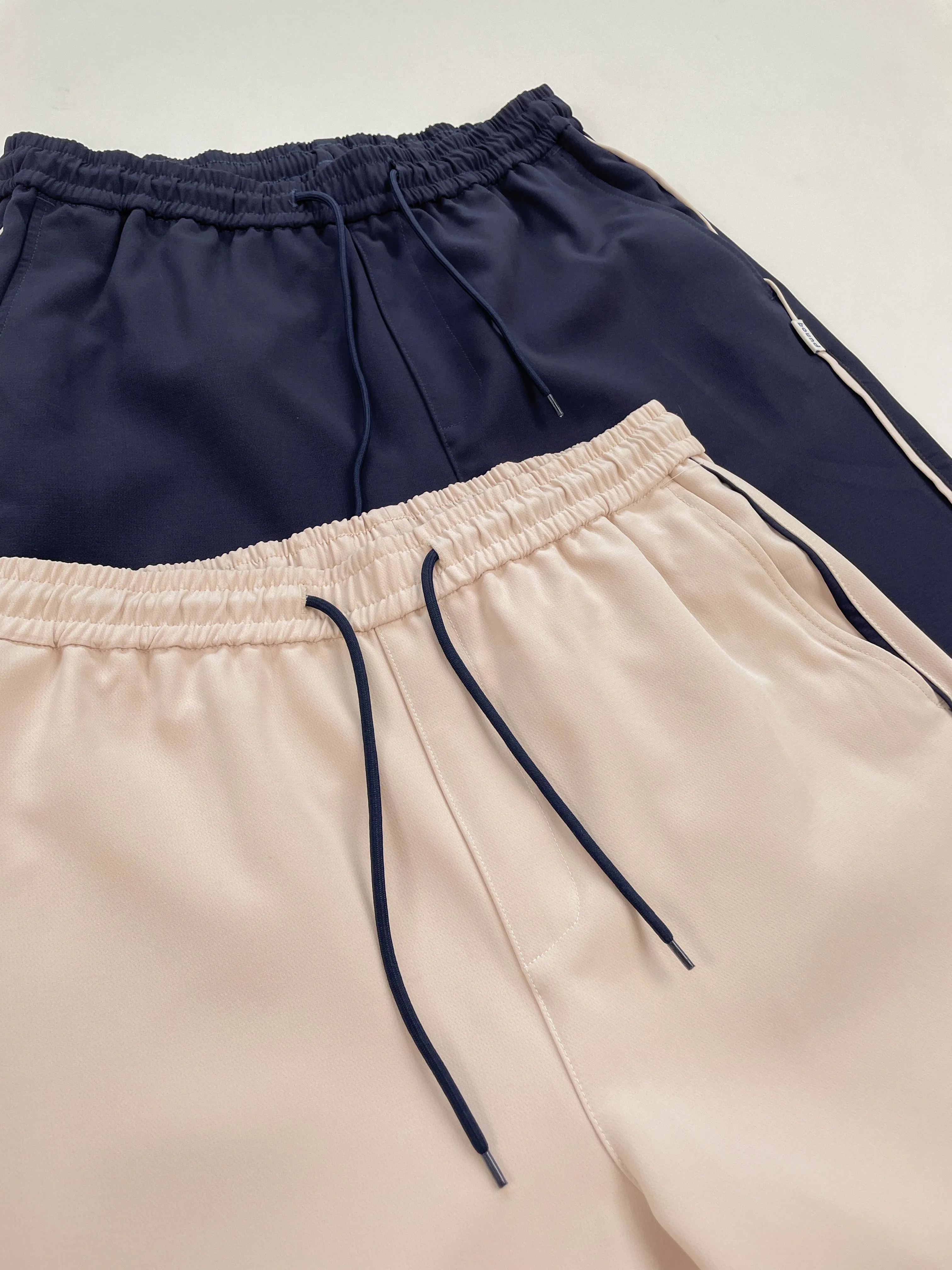 STRIPE TRACK SHORTS - NAVY / ECRU