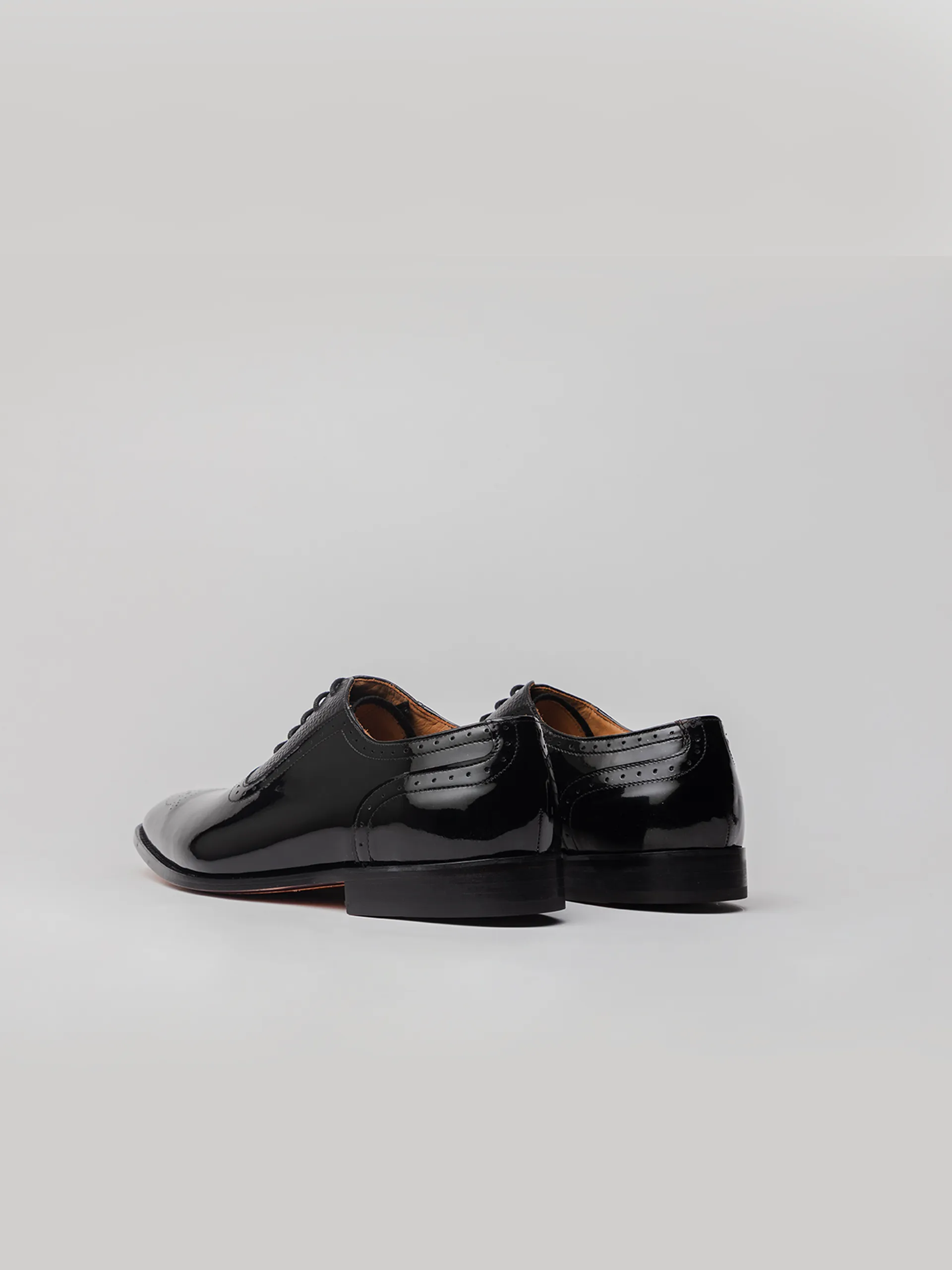 Suave Oxford -Patent Black