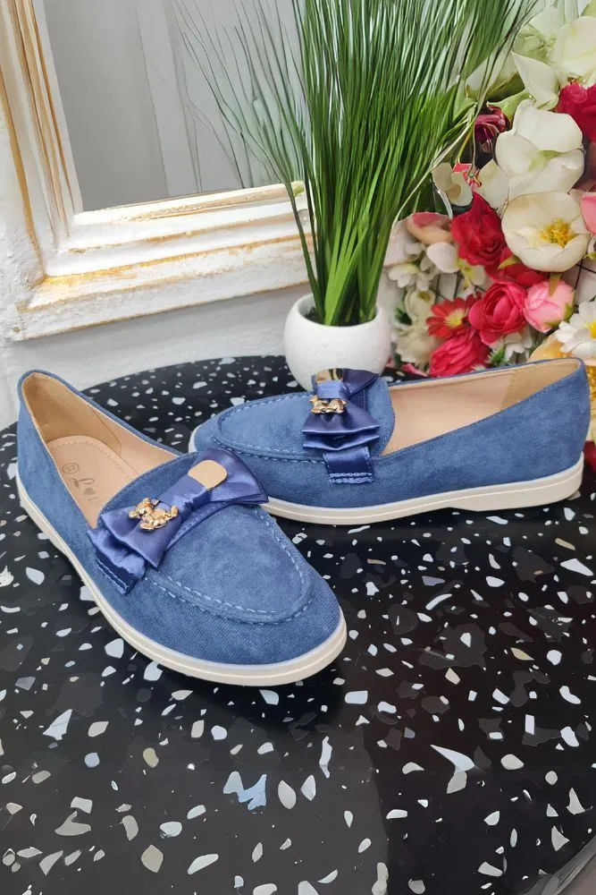 Suede Bow Buckle Round Toe Sneakers