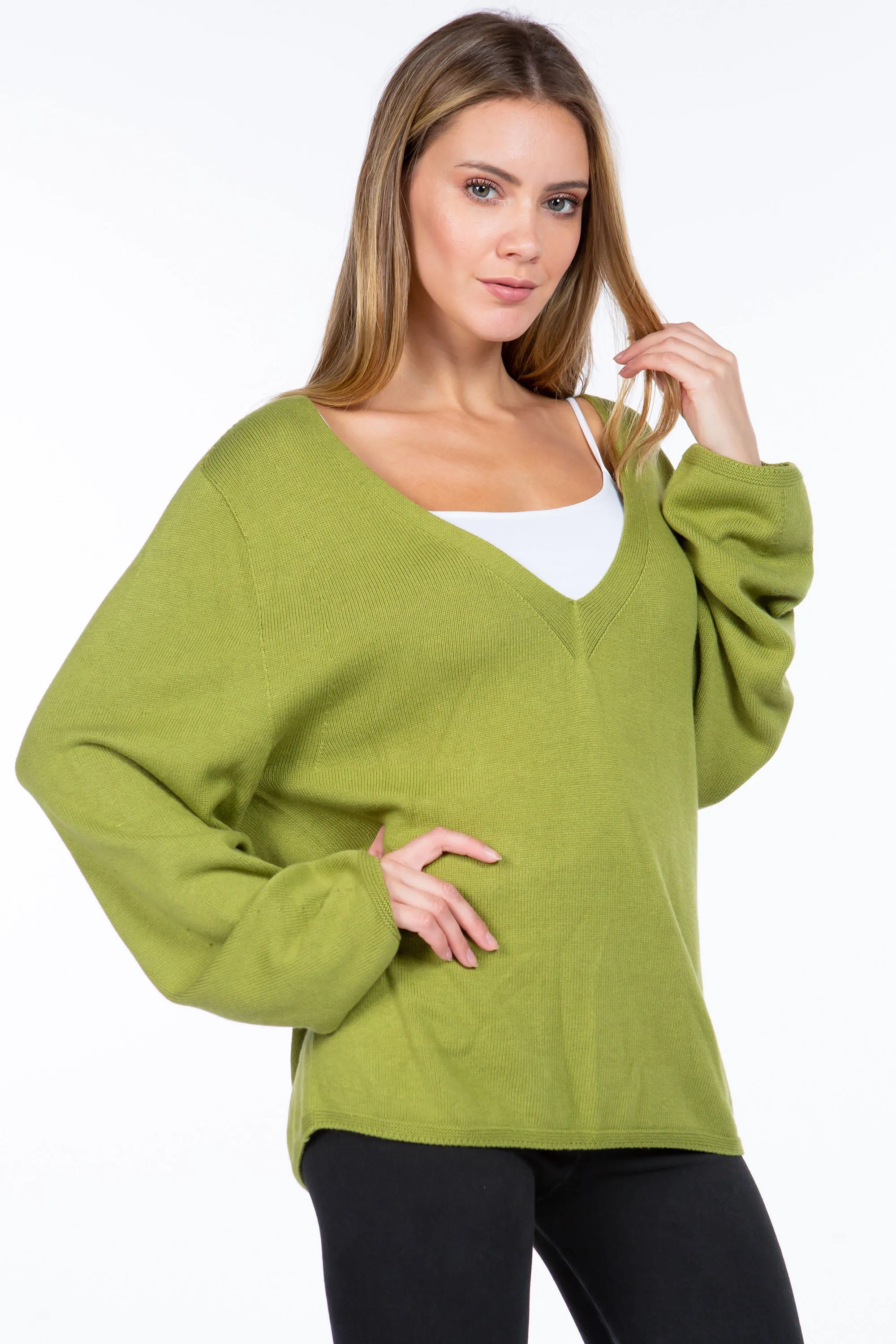 Sustainable Relaxed Fit Classic V-Neck Sweater